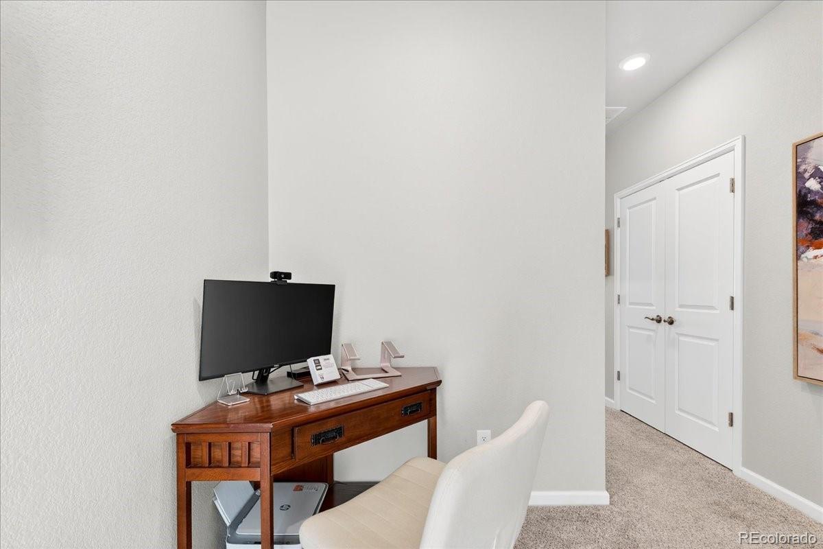 MLS Image #23 for 1971 s poplar court,denver, Colorado