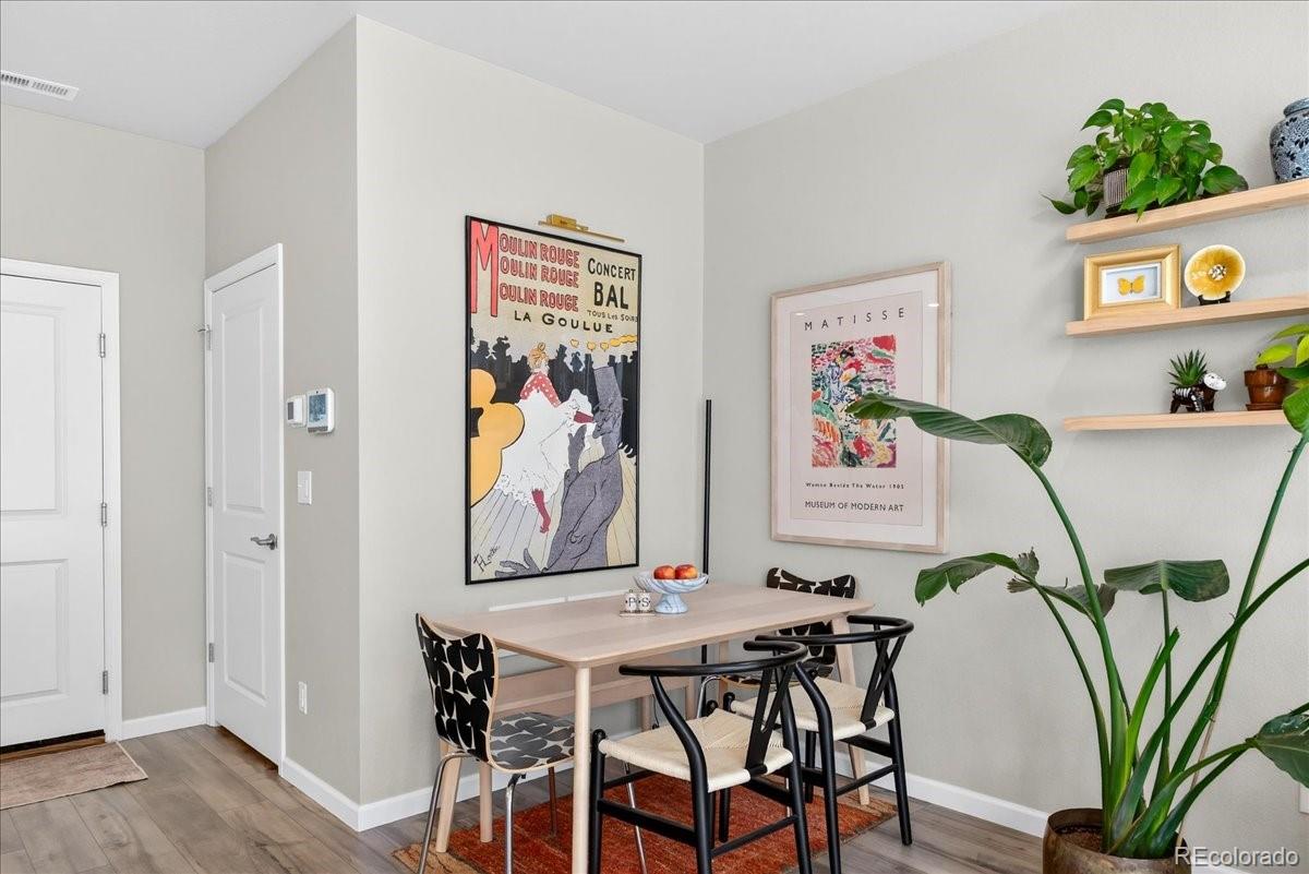 MLS Image #8 for 1971 s poplar court,denver, Colorado