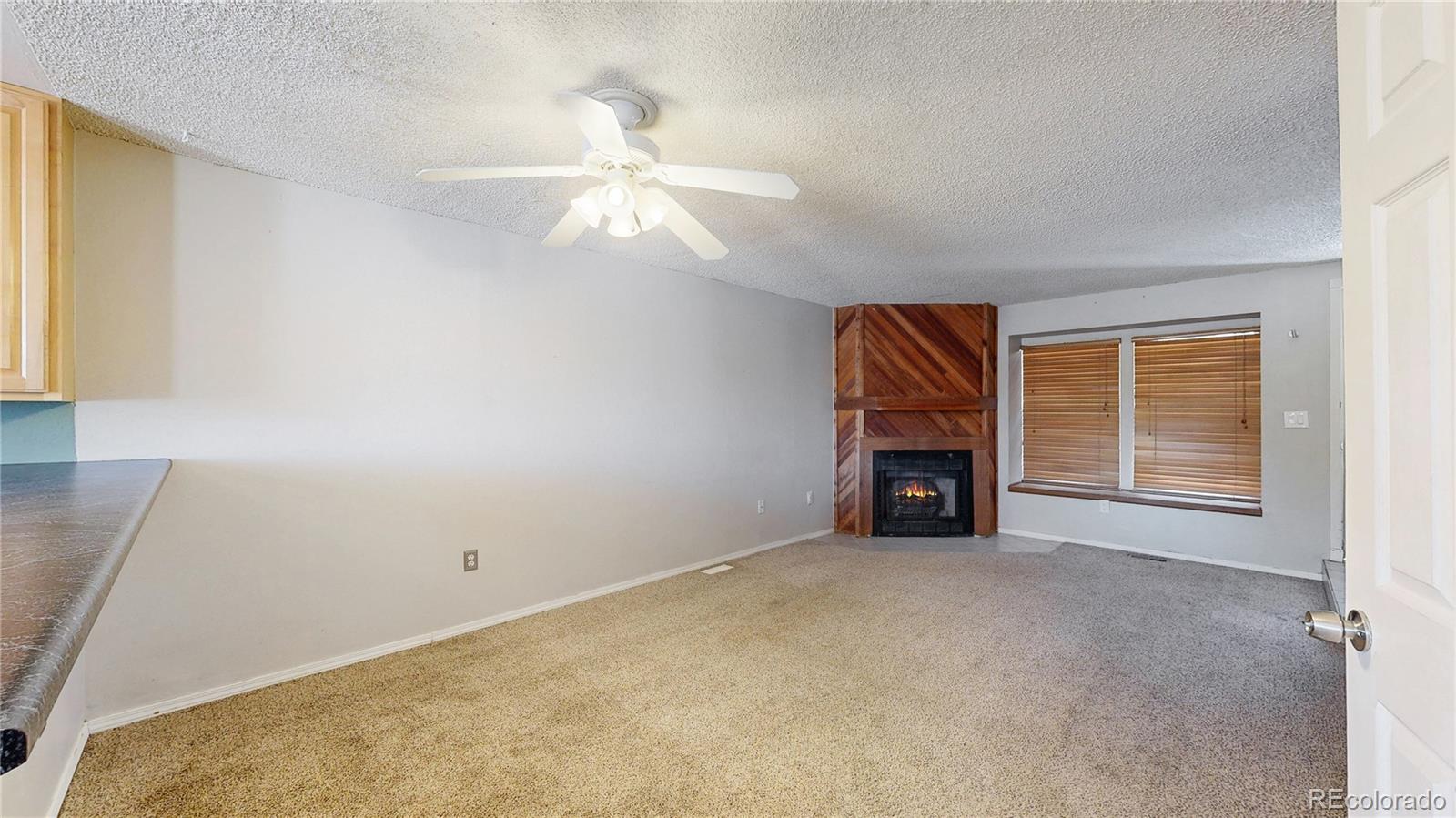 MLS Image #4 for 9669 w chatfield avenue e,littleton, Colorado