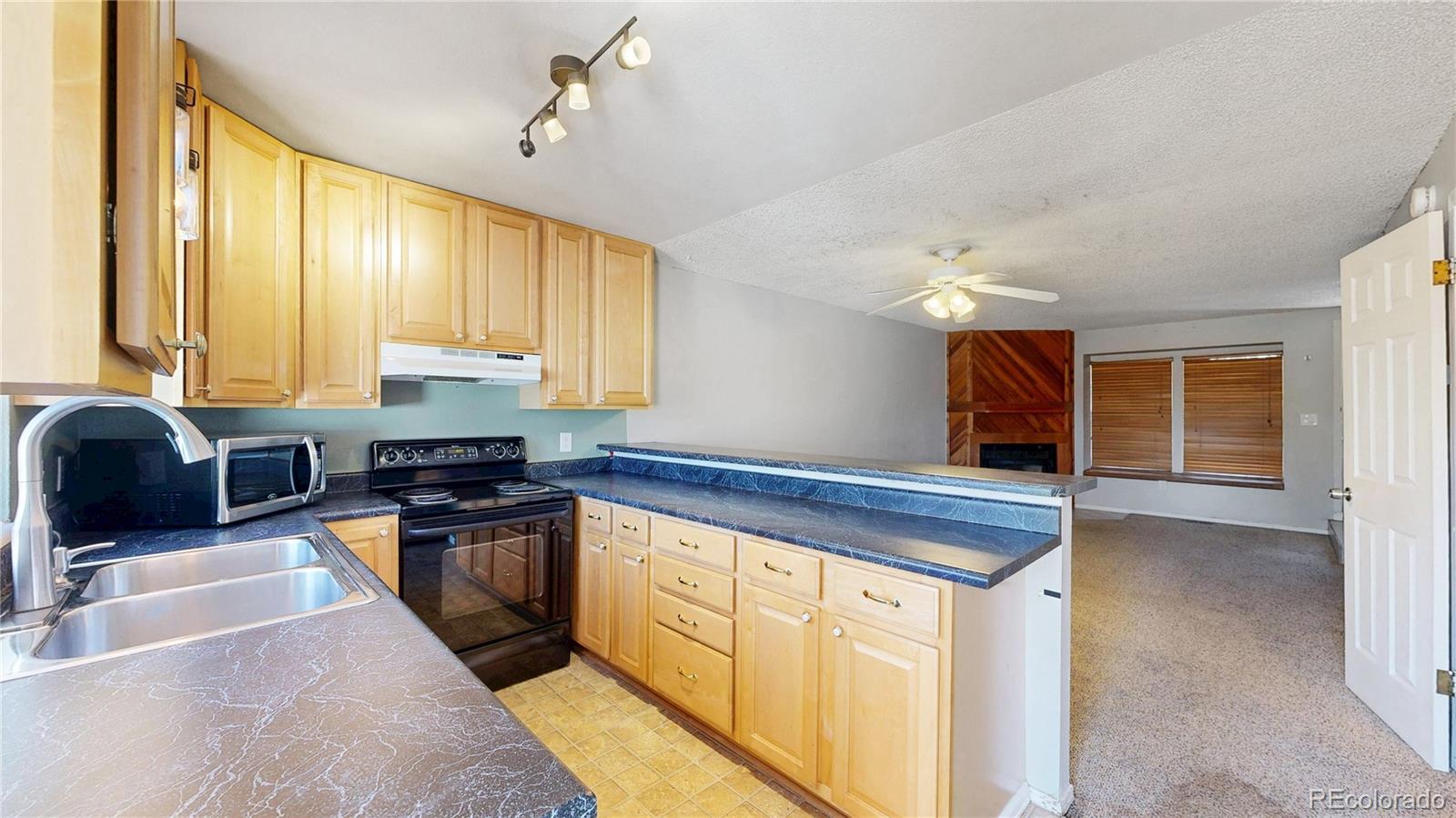 MLS Image #7 for 9669 w chatfield avenue e,littleton, Colorado