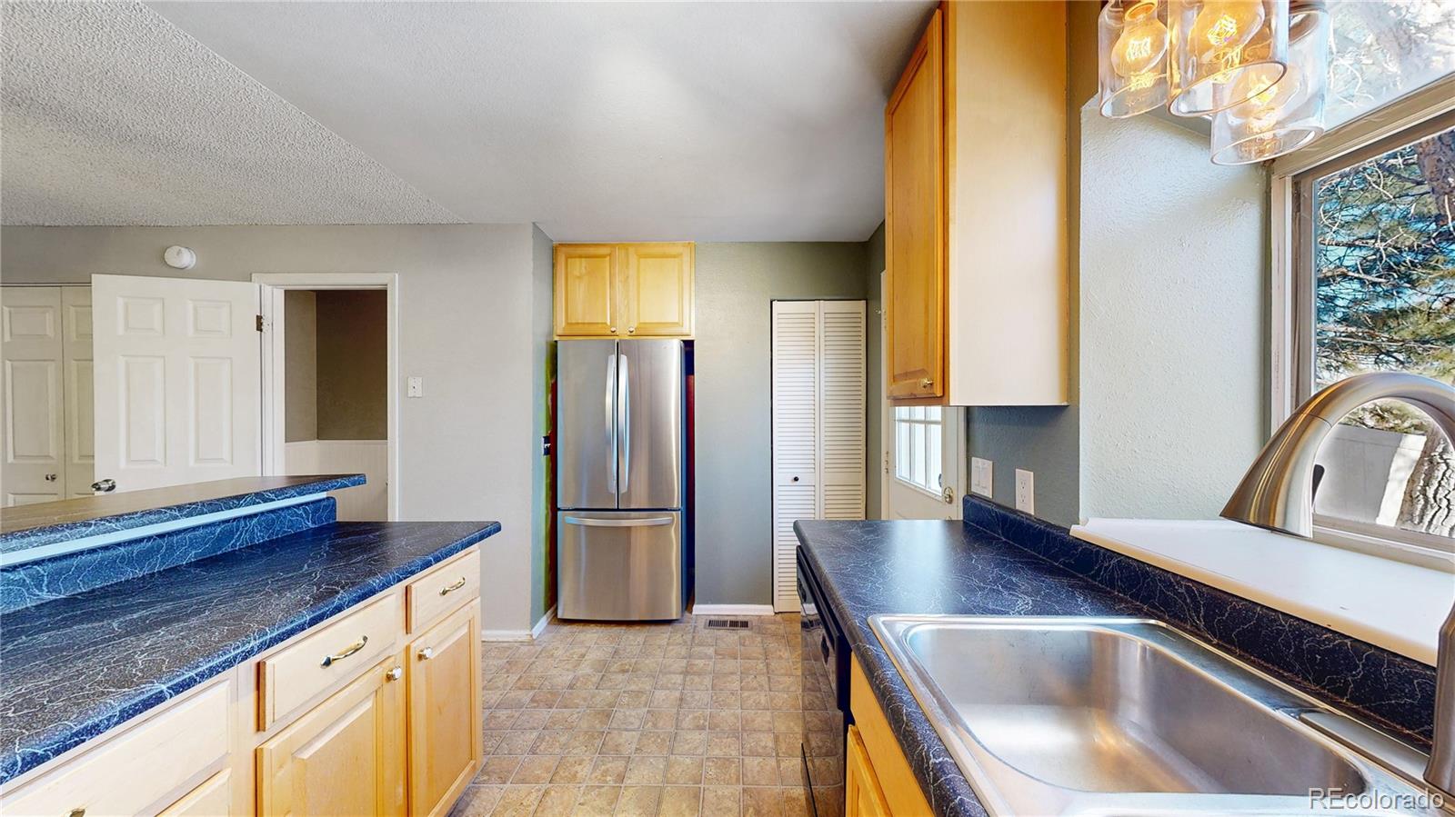 MLS Image #9 for 9669 w chatfield avenue e,littleton, Colorado