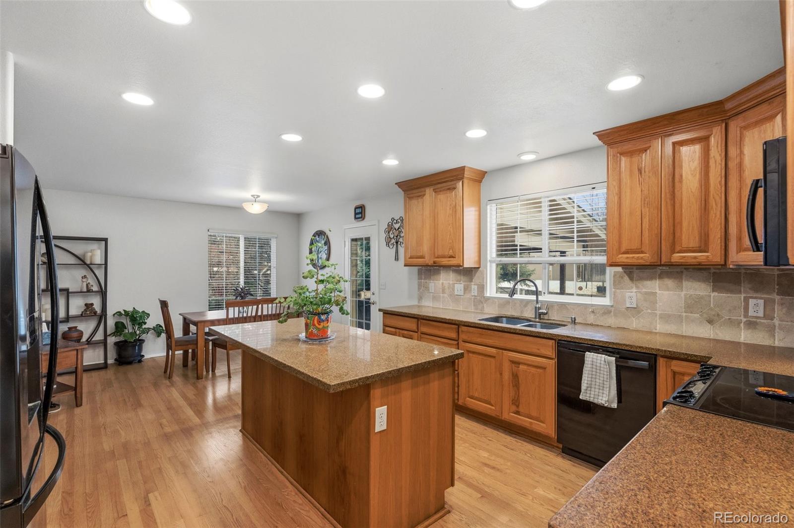 MLS Image #13 for 2433 s harlan court,lakewood, Colorado
