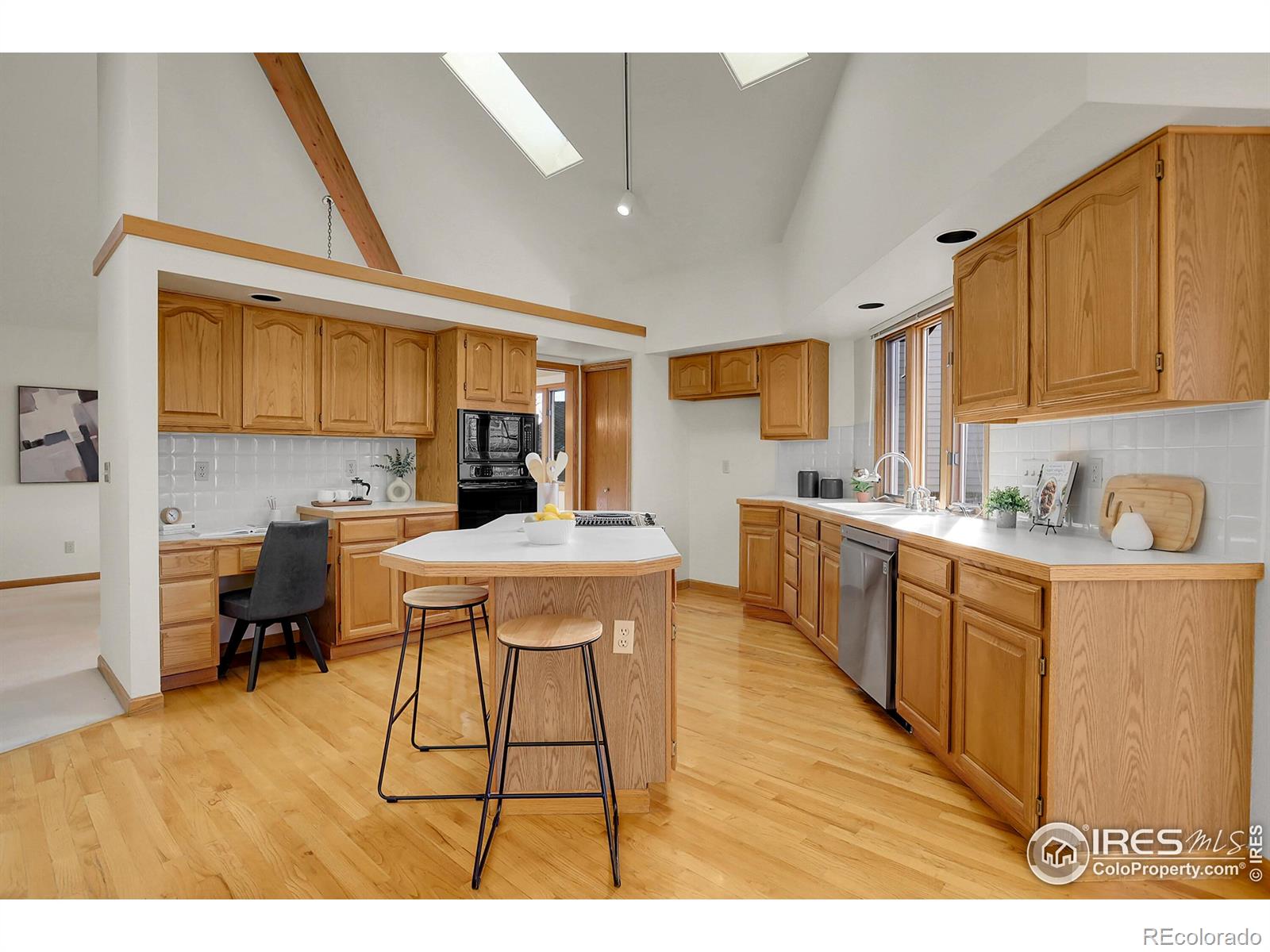 MLS Image #7 for 807  flatirons court,louisville, Colorado