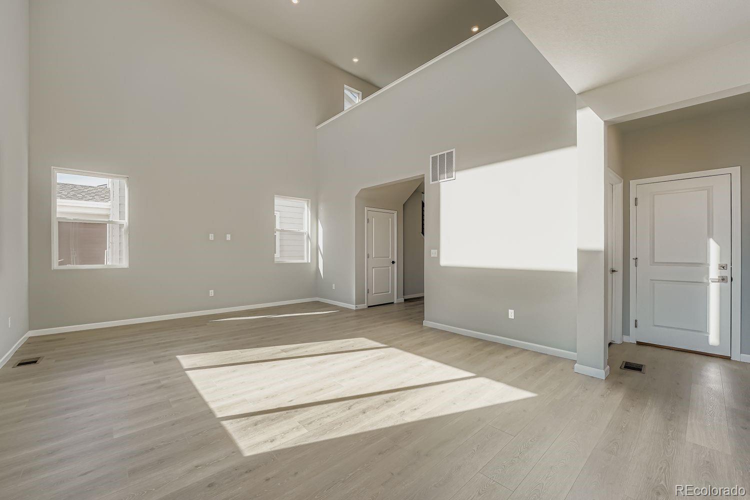 MLS Image #8 for 55020 e 27th avenue,strasburg, Colorado