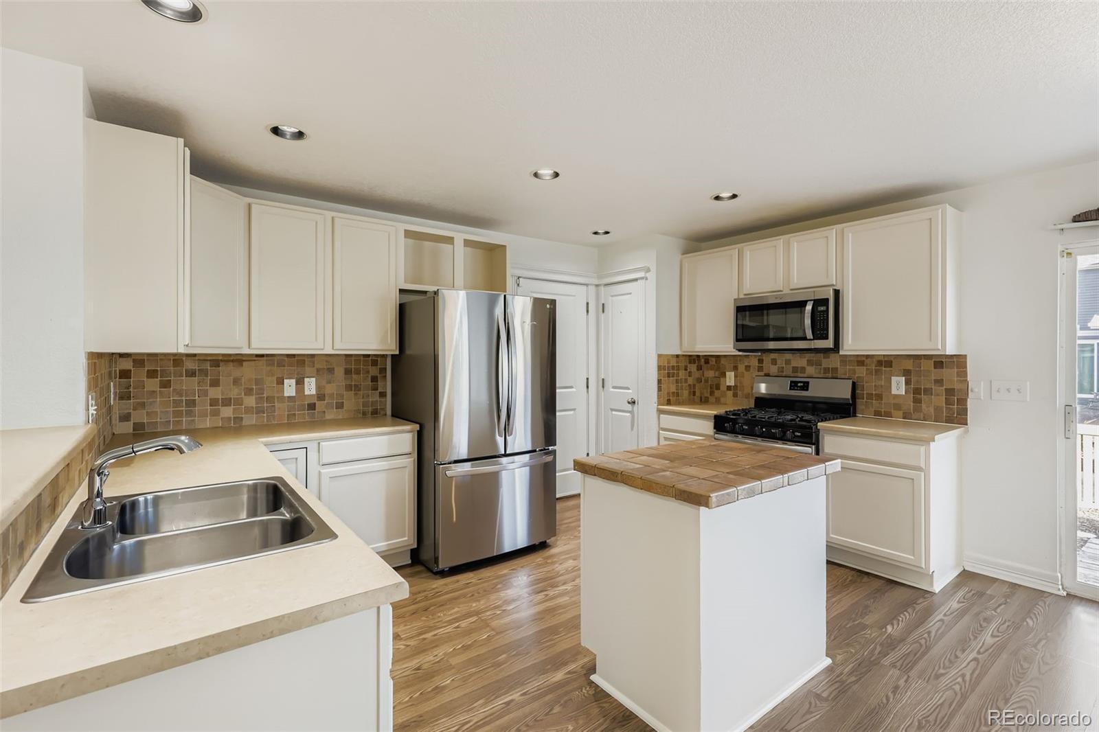 MLS Image #4 for 9445  108th place,commerce city, Colorado