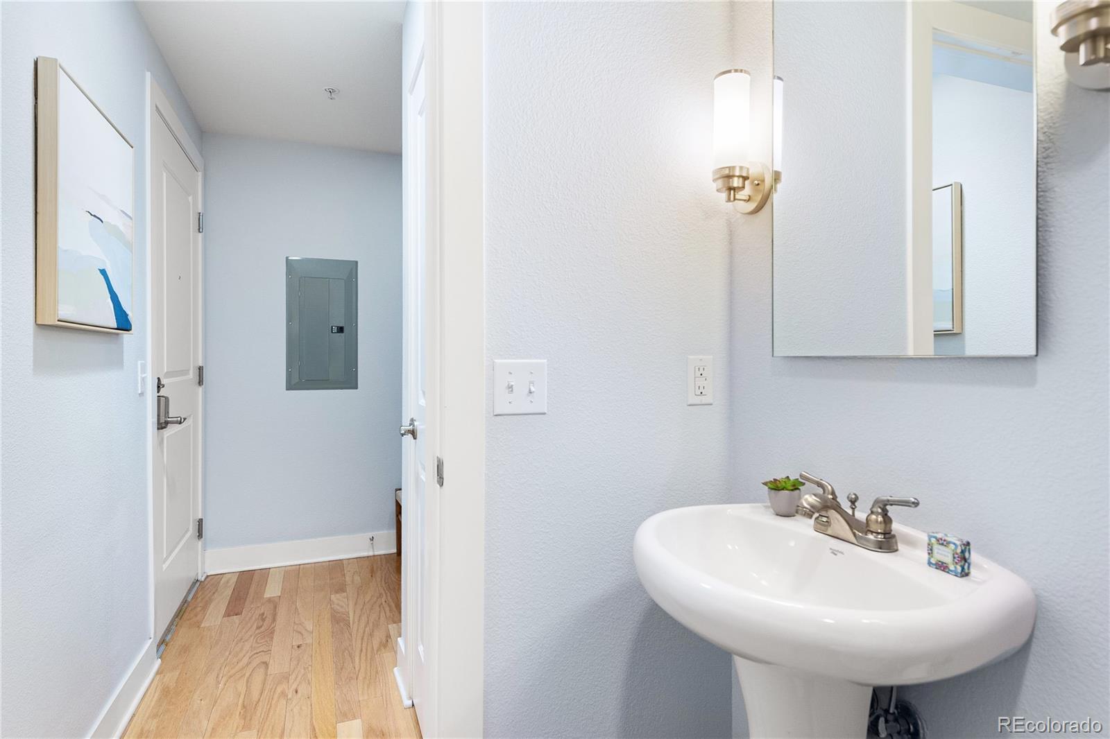 MLS Image #12 for 2240 n clay street 501,denver, Colorado