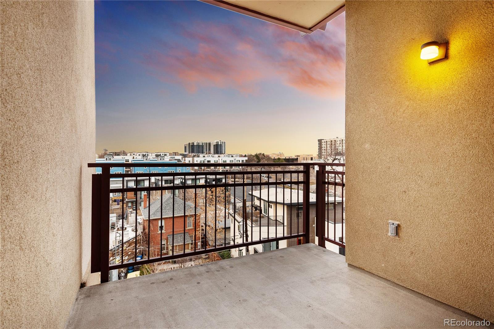 MLS Image #15 for 2240 n clay street 501,denver, Colorado