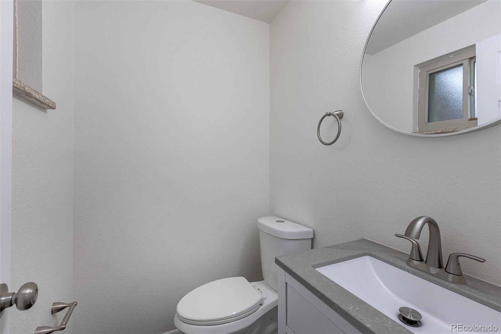 MLS Image #27 for 12466 e alaska ,aurora, Colorado