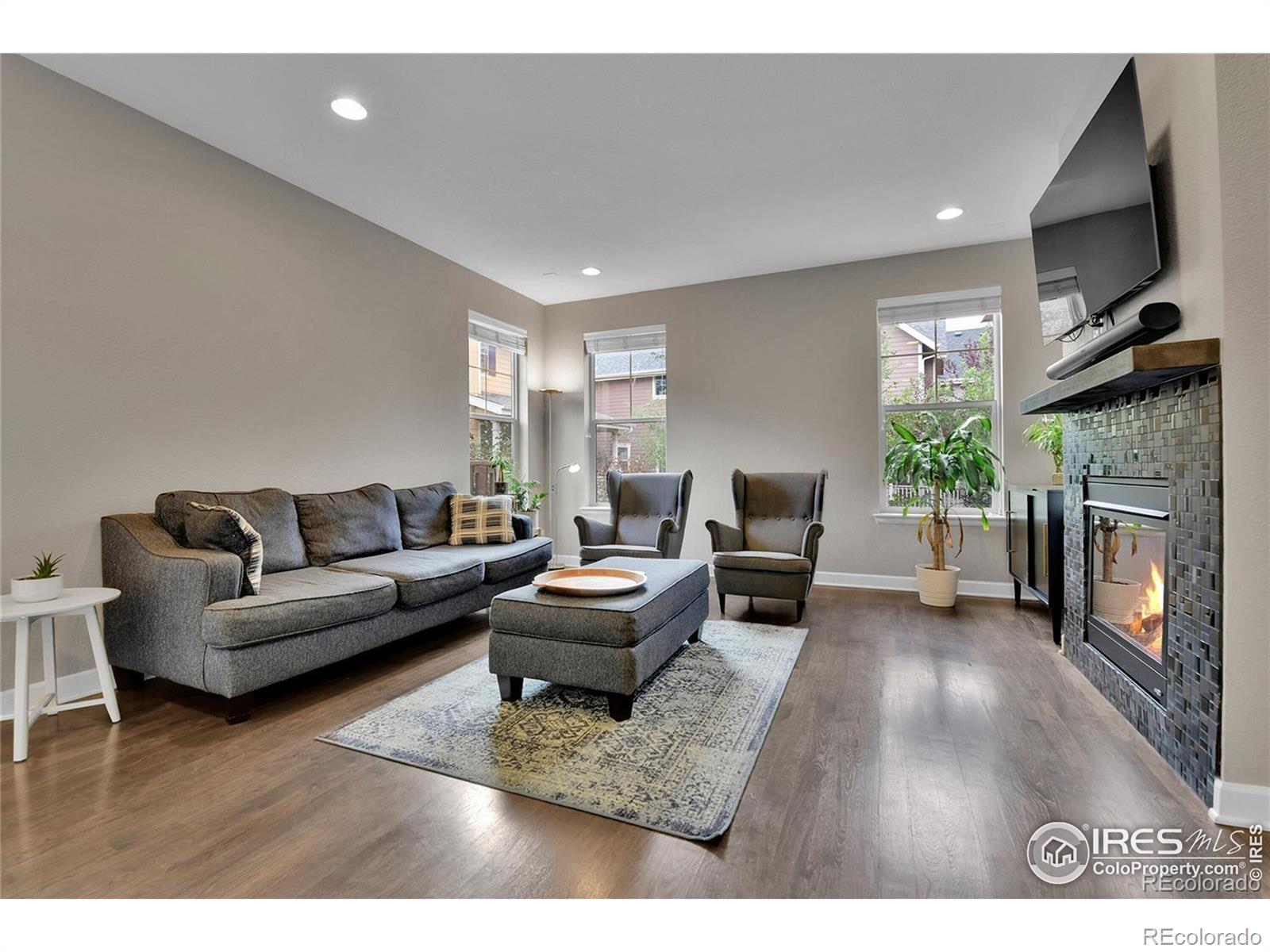 MLS Image #8 for 4974  akron street,denver, Colorado