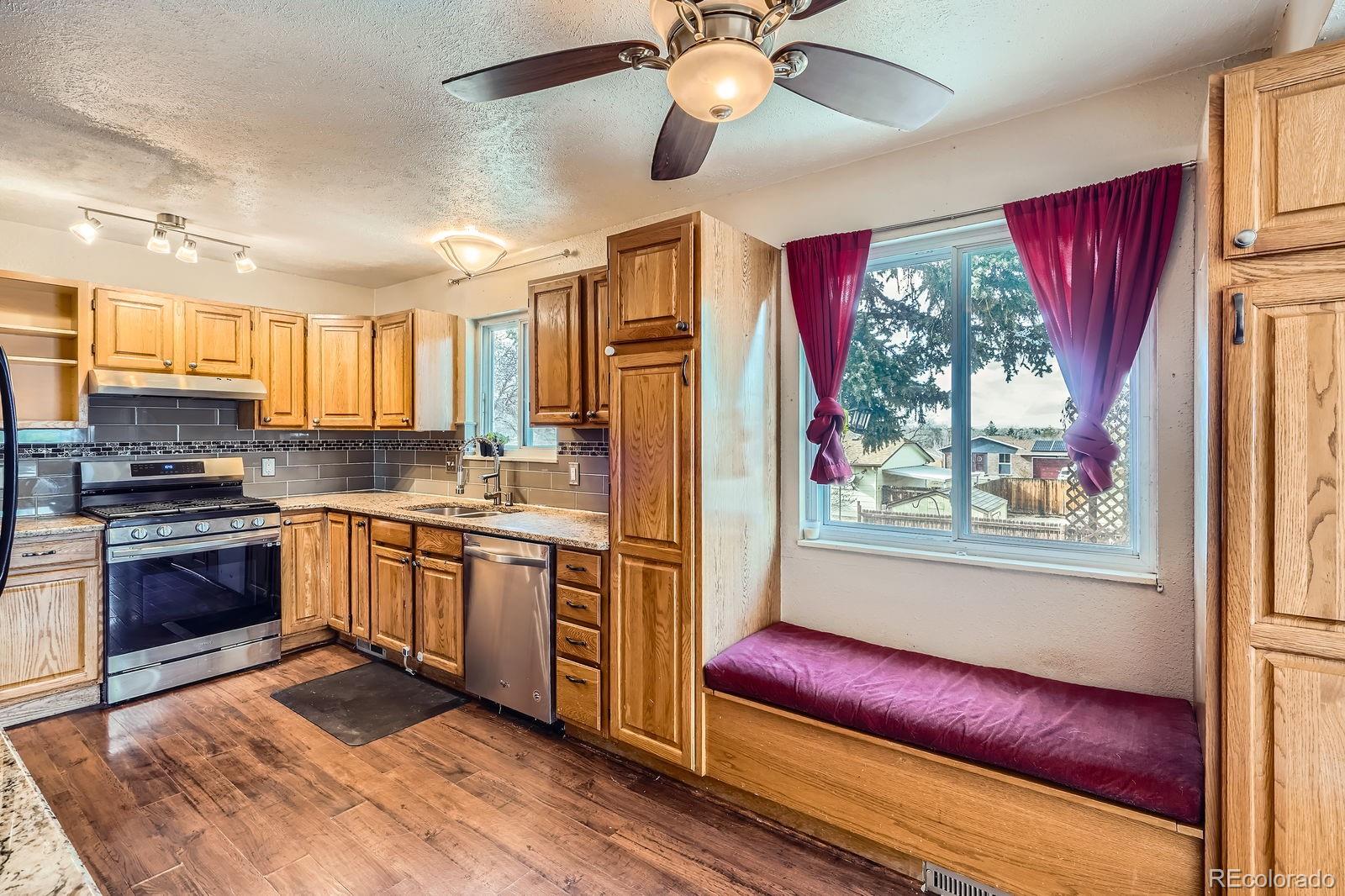 MLS Image #5 for 6233 w 75 avenue,arvada, Colorado