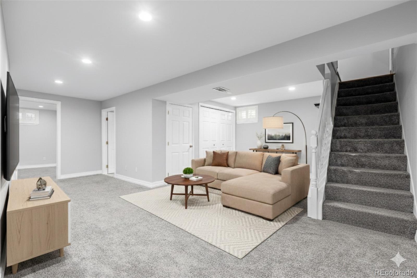 MLS Image #16 for 8324  mitze way,denver, Colorado