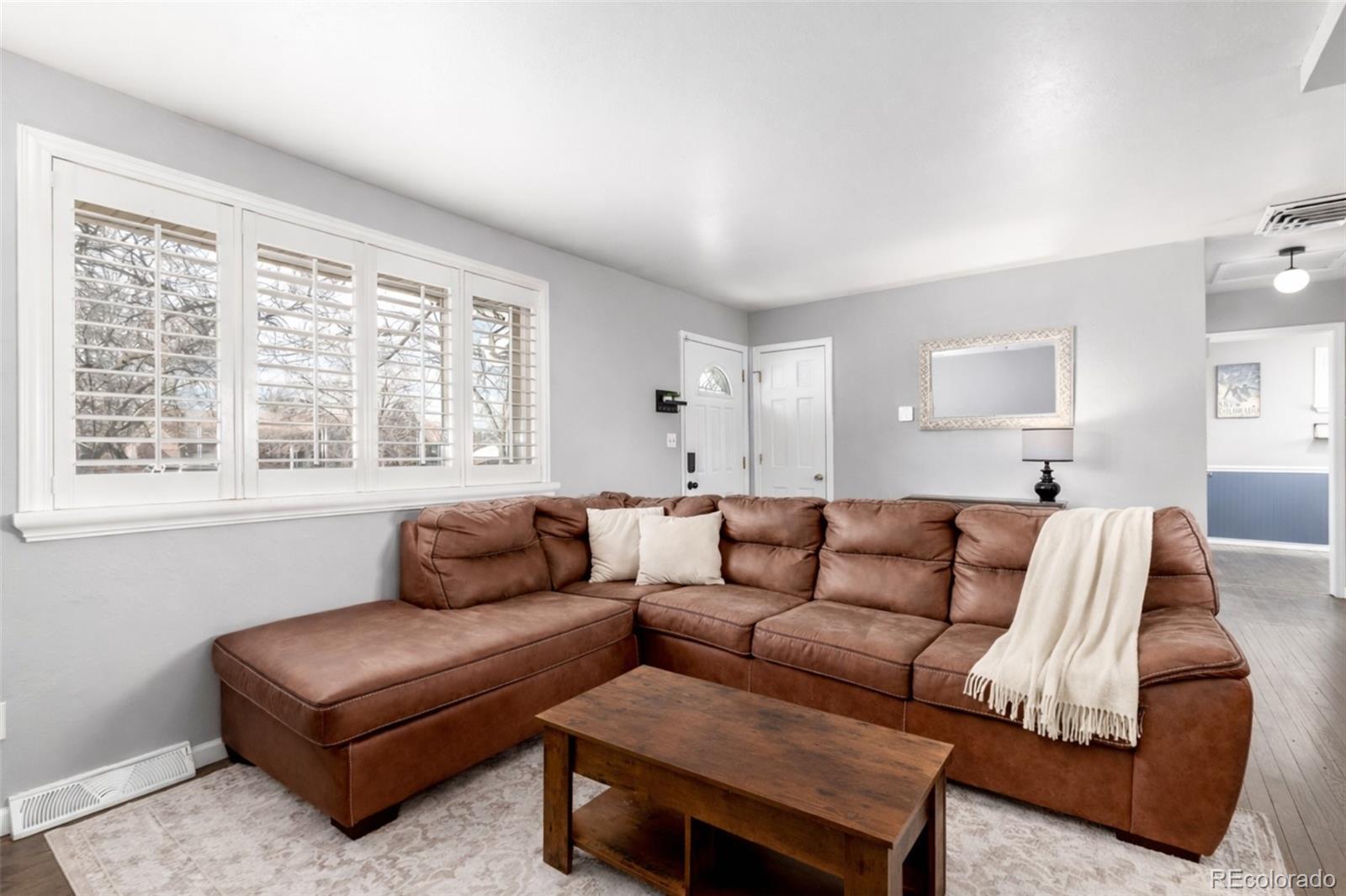 MLS Image #5 for 8324  mitze way,denver, Colorado