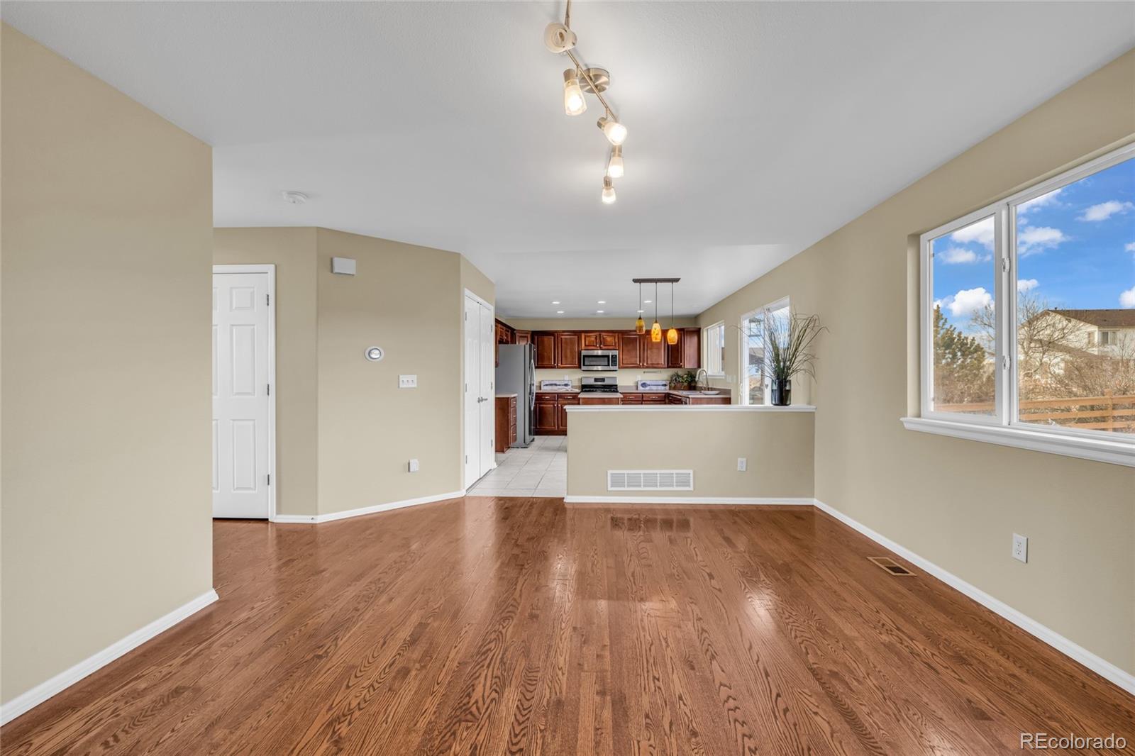 MLS Image #7 for 17093 e 104th way,commerce city, Colorado