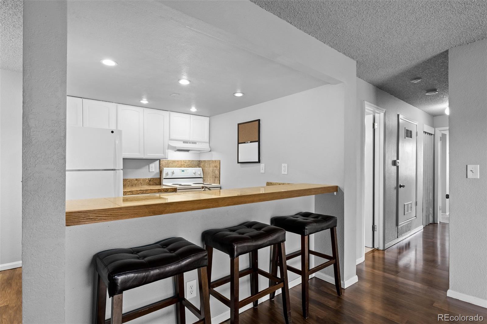 MLS Image #10 for 6385  oak street 205,arvada, Colorado