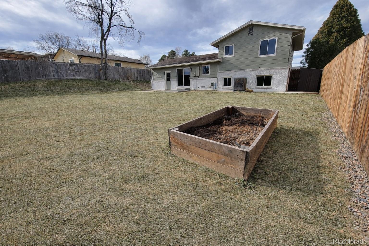 MLS Image #18 for 8128  lafayette street,denver, Colorado