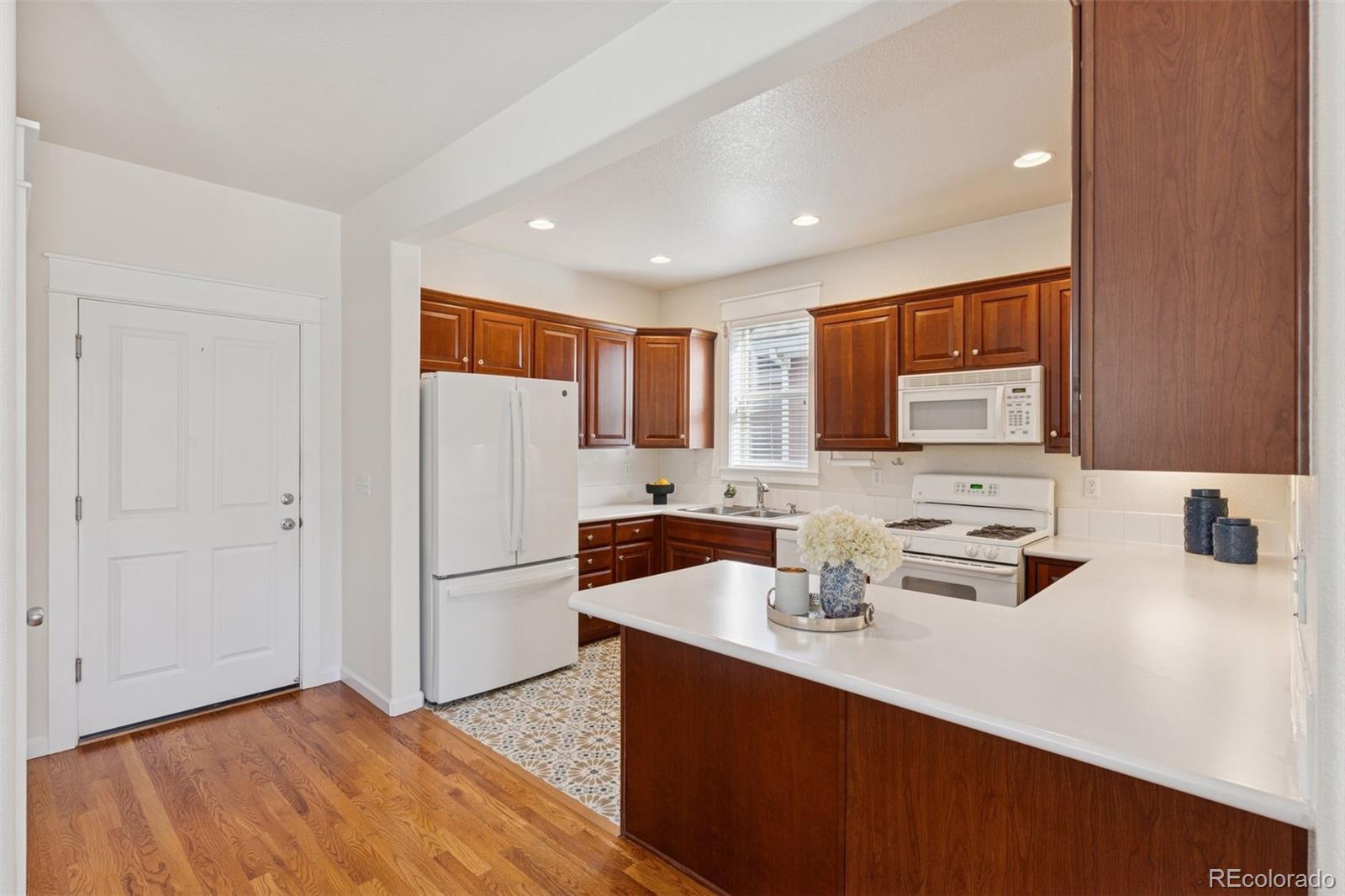 MLS Image #11 for 2872  alton street,denver, Colorado