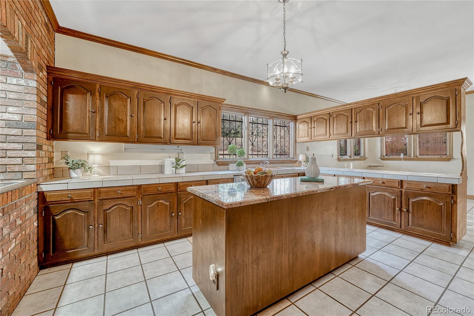 MLS Image #12 for 6575 e ida avenue,greenwood village, Colorado