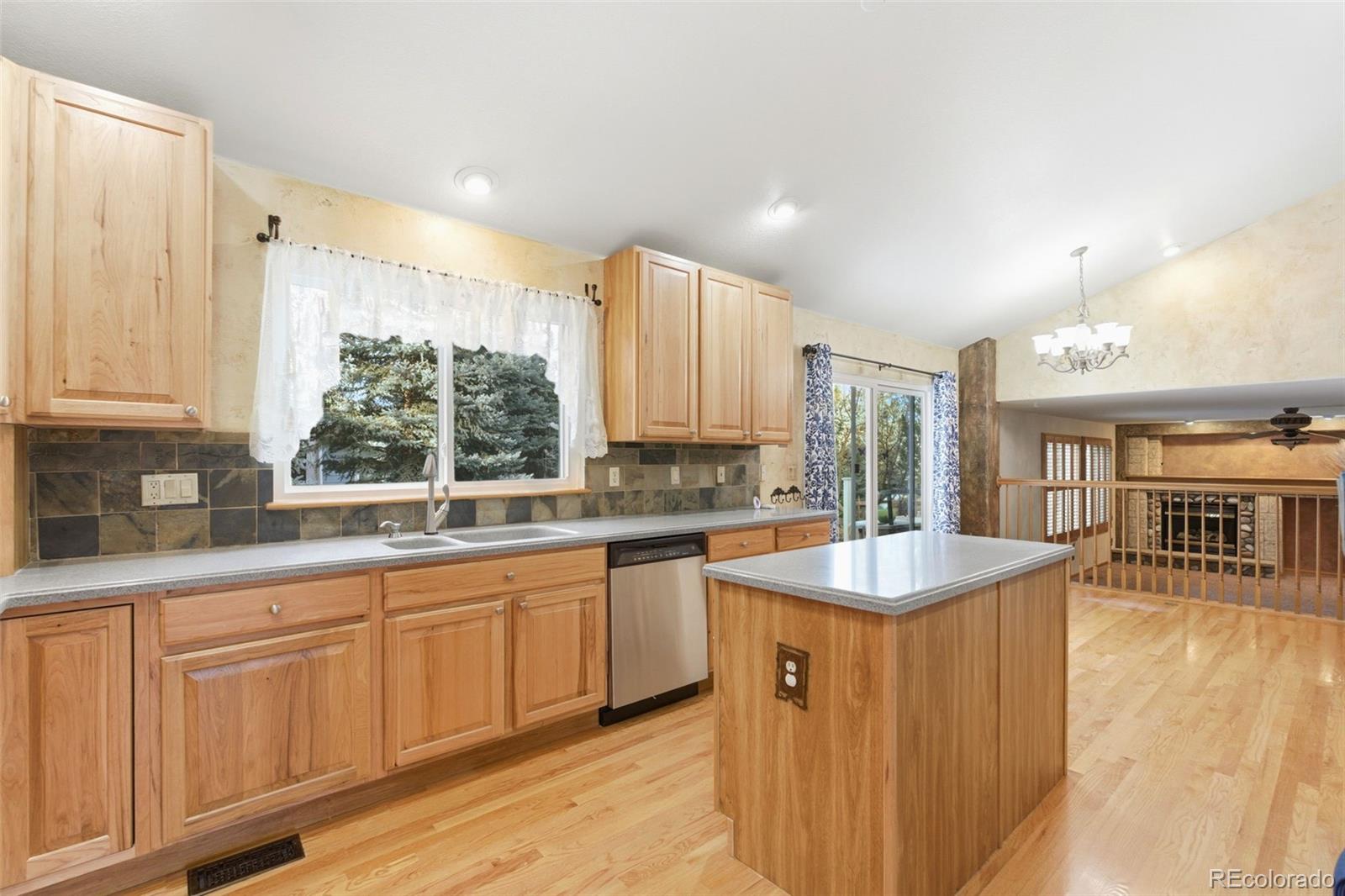 MLS Image #8 for 1603  rosemary court,castle rock, Colorado