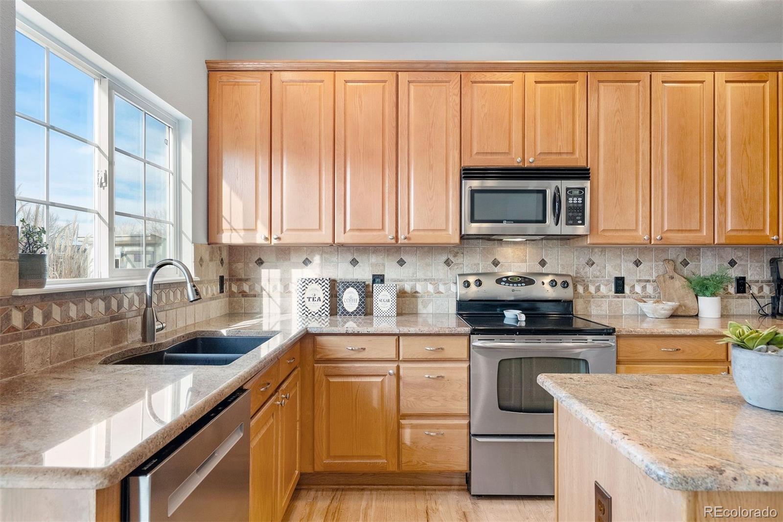 MLS Image #2 for 9809  mulberry way,highlands ranch, Colorado