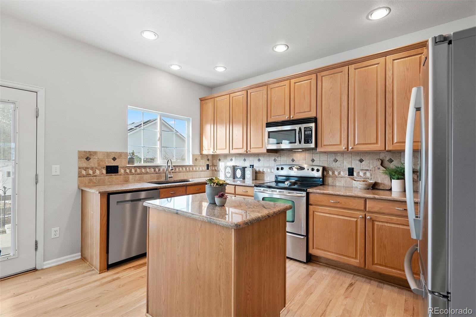 MLS Image #8 for 9809  mulberry way,highlands ranch, Colorado