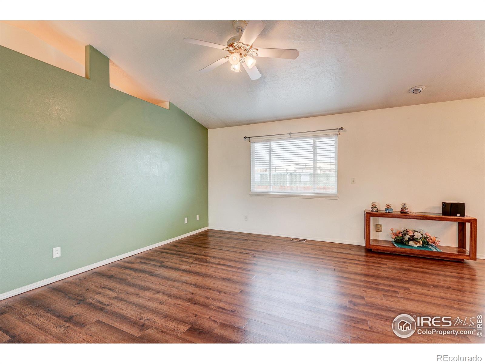 MLS Image #8 for 619 e 19th st dr,greeley, Colorado