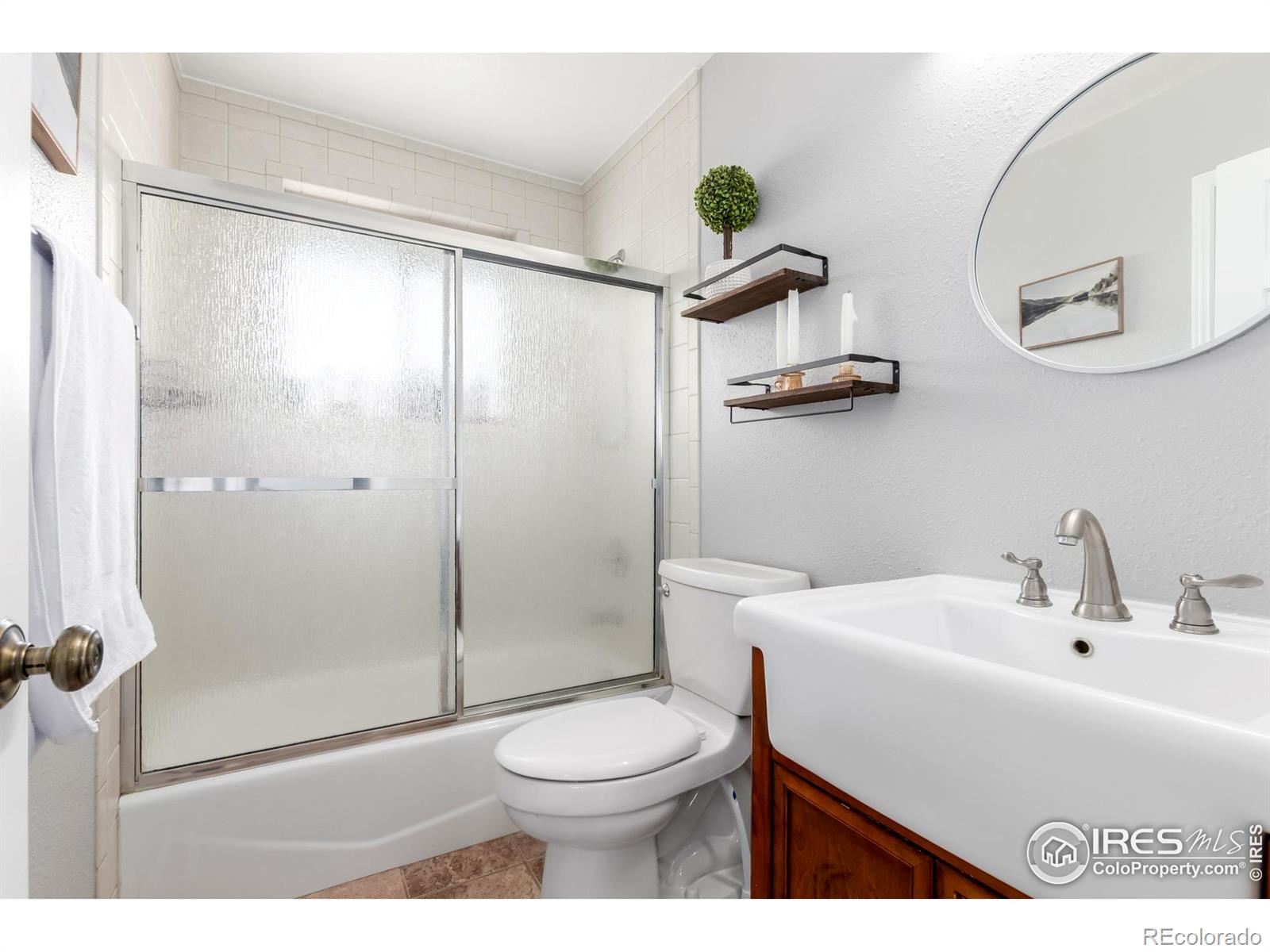 MLS Image #15 for 8324  mitze way,denver, Colorado