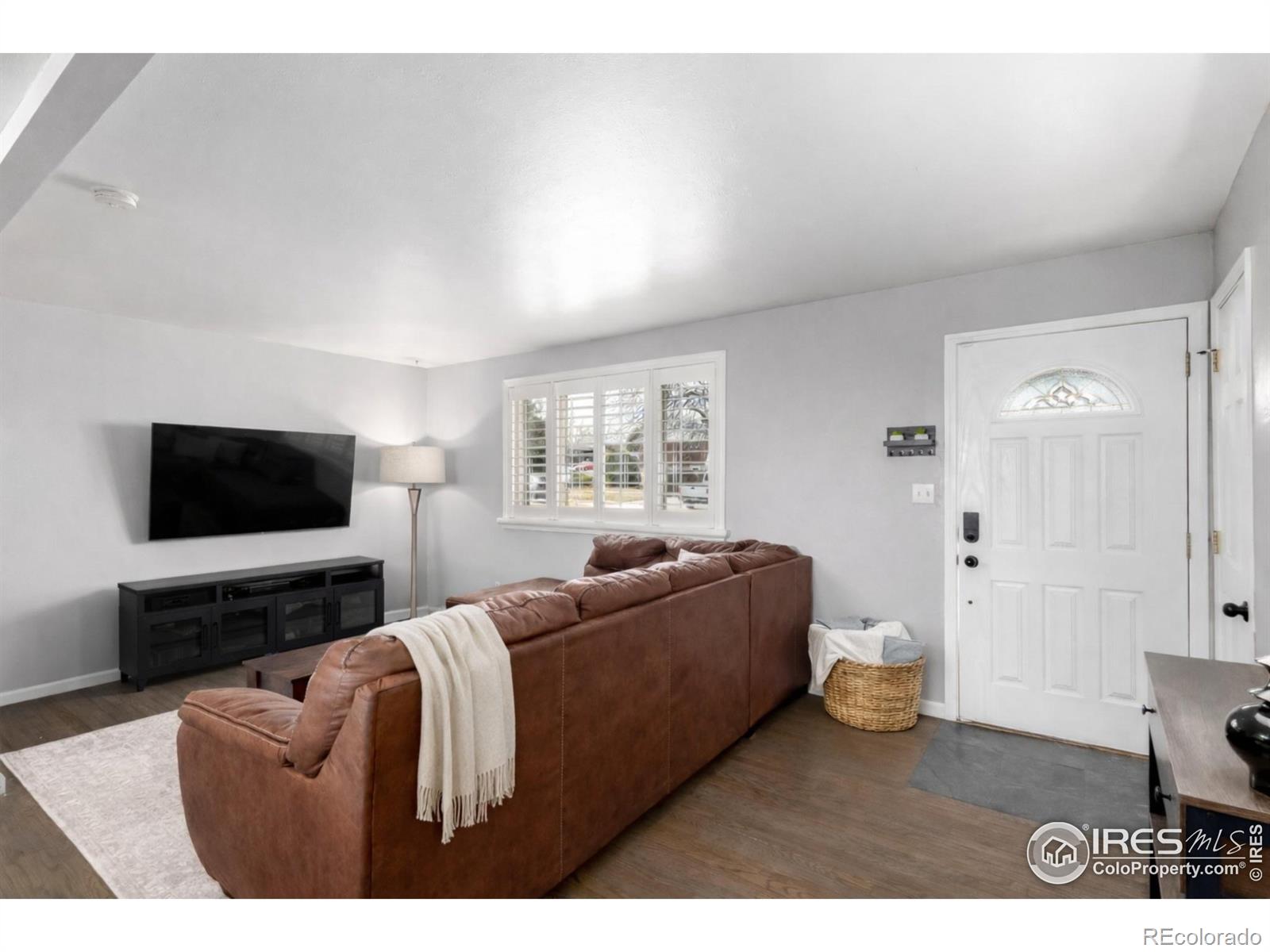 MLS Image #3 for 8324  mitze way,denver, Colorado