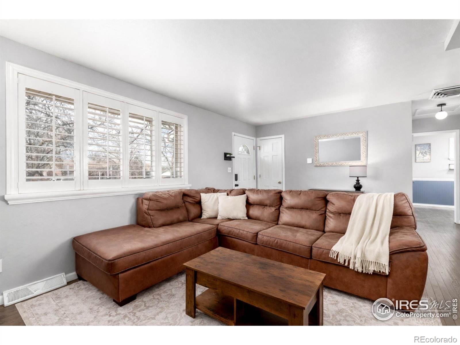 MLS Image #5 for 8324  mitze way,denver, Colorado