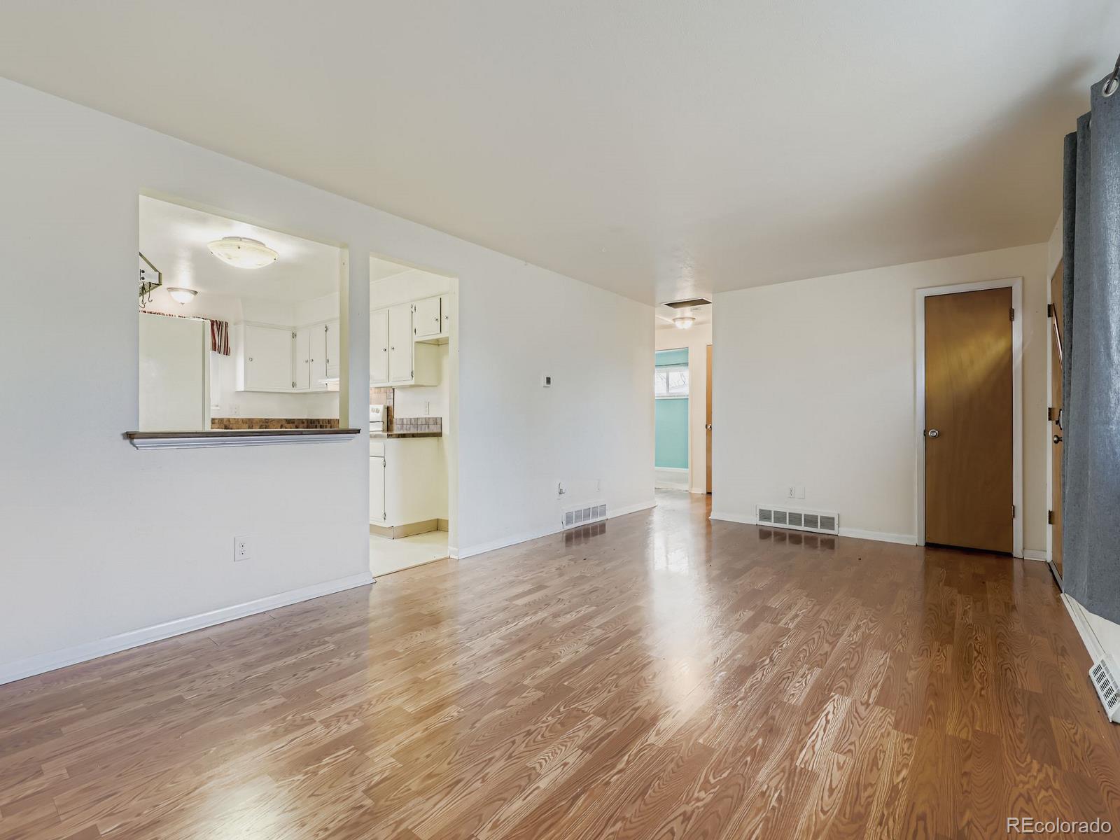 MLS Image #10 for 12144 e ohio avenue,aurora, Colorado