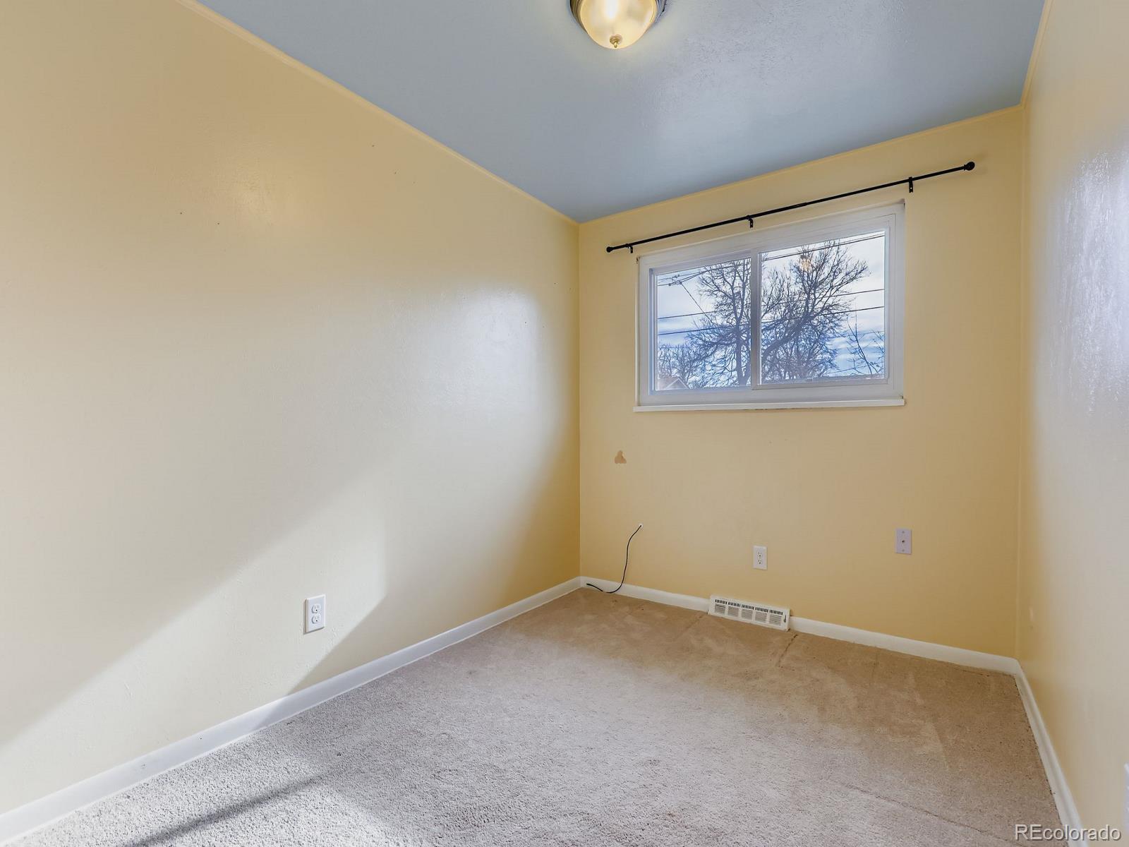 MLS Image #13 for 12144 e ohio avenue,aurora, Colorado