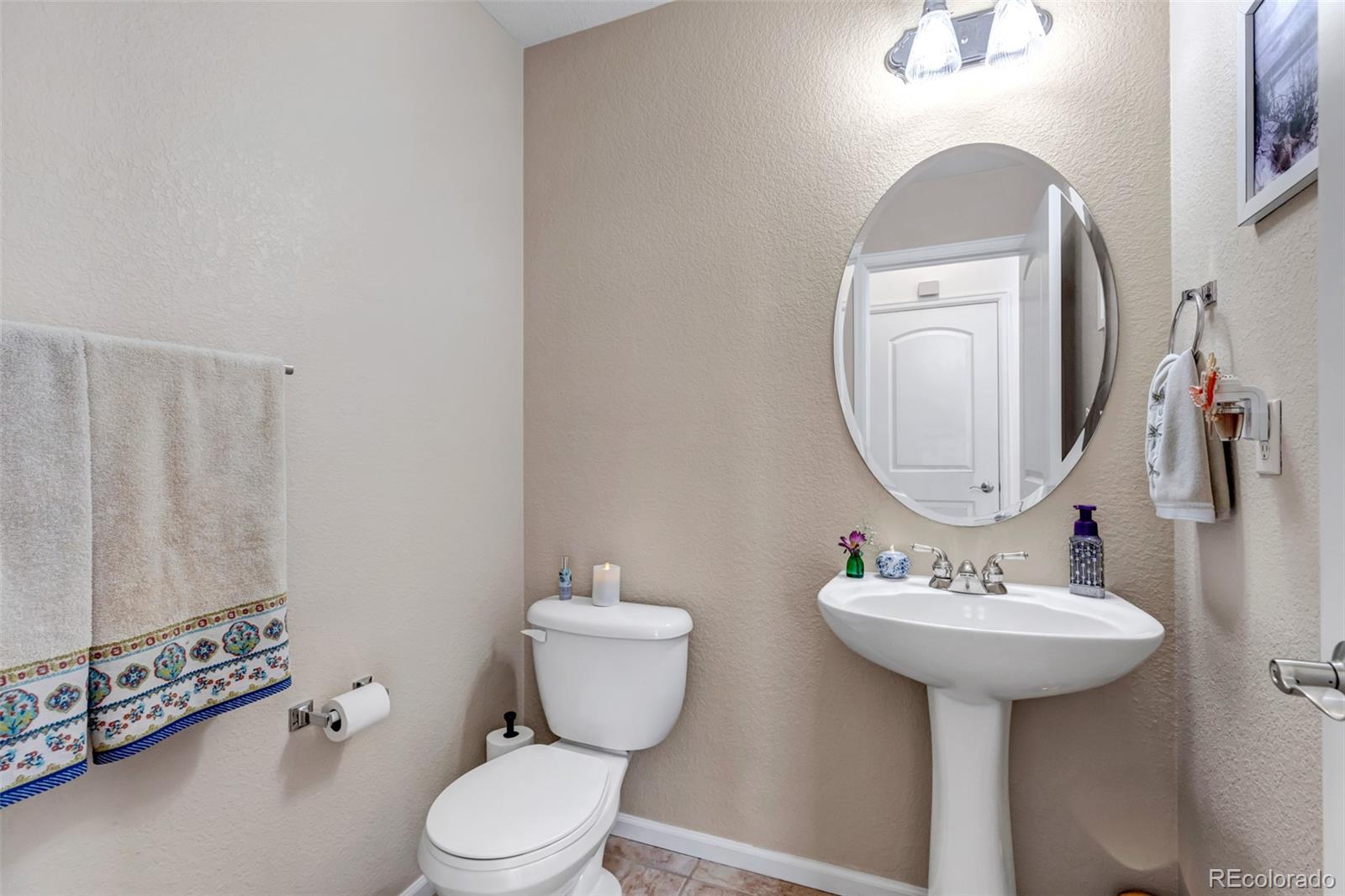 MLS Image #13 for 23836 e iowa place,aurora, Colorado