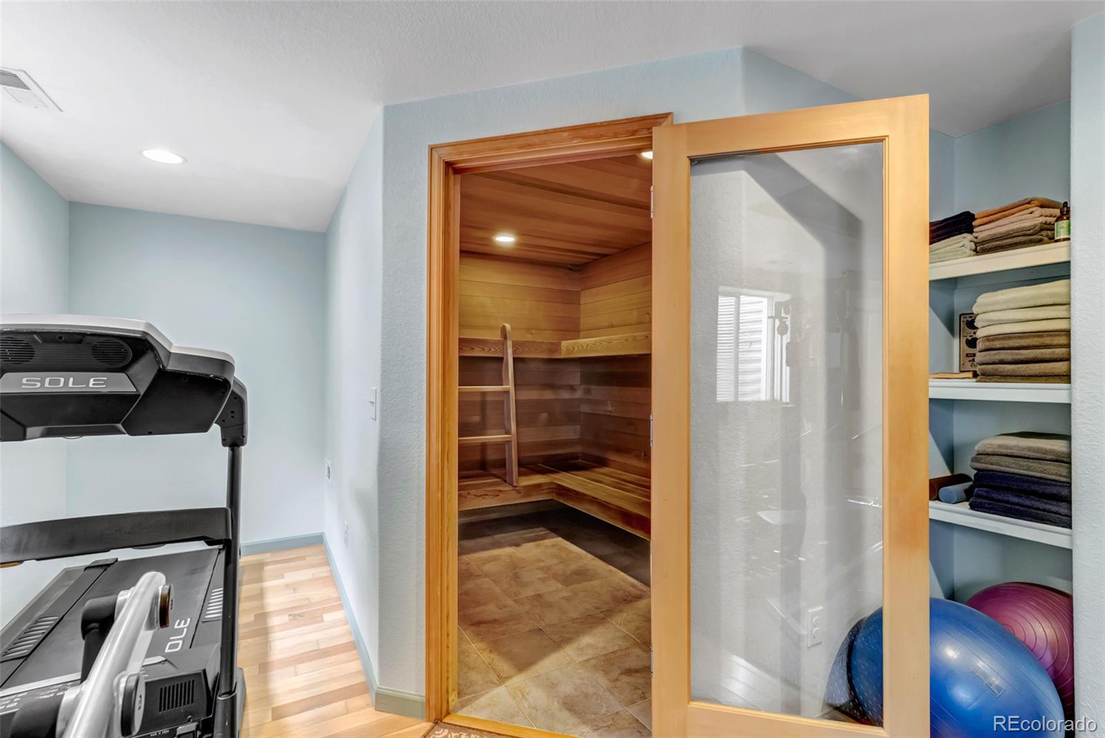 MLS Image #37 for 23836 e iowa place,aurora, Colorado