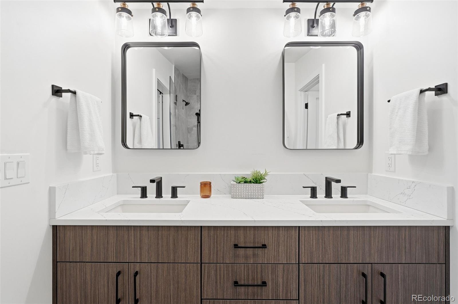 MLS Image #20 for 2450 s lafayette street,denver, Colorado