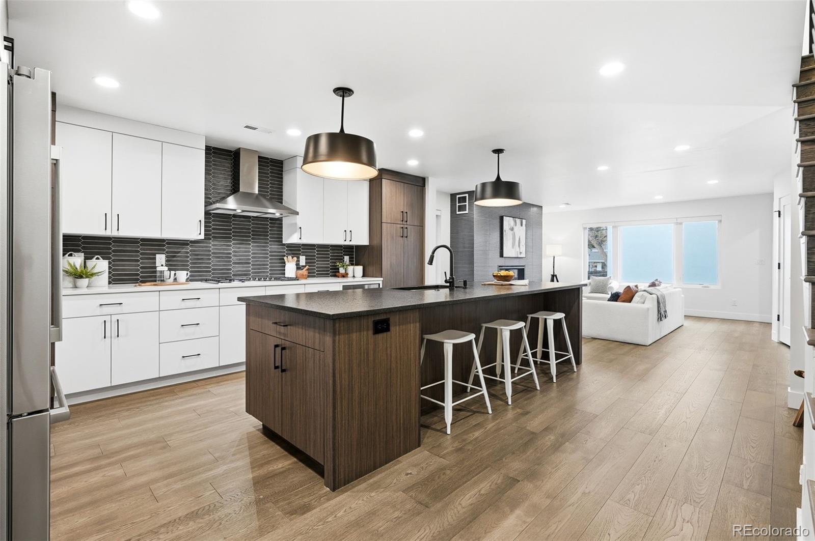 MLS Image #3 for 2450 s lafayette street,denver, Colorado