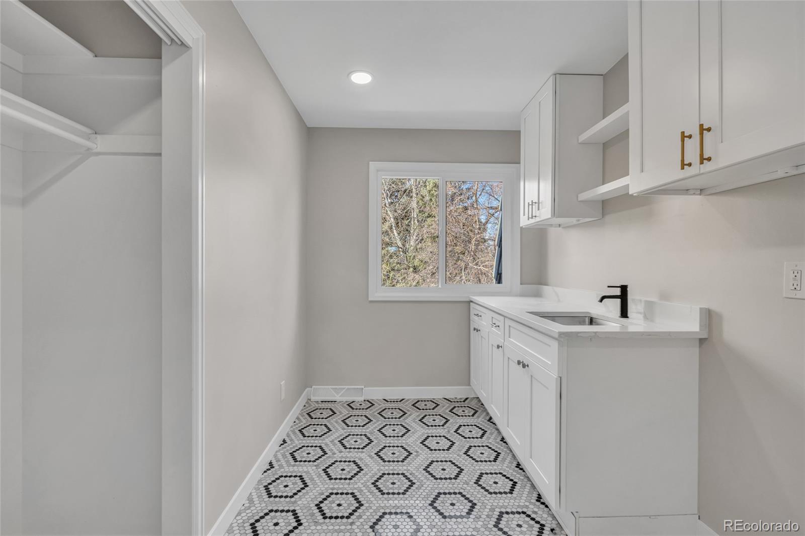 MLS Image #29 for 4189 s oneida street,denver, Colorado