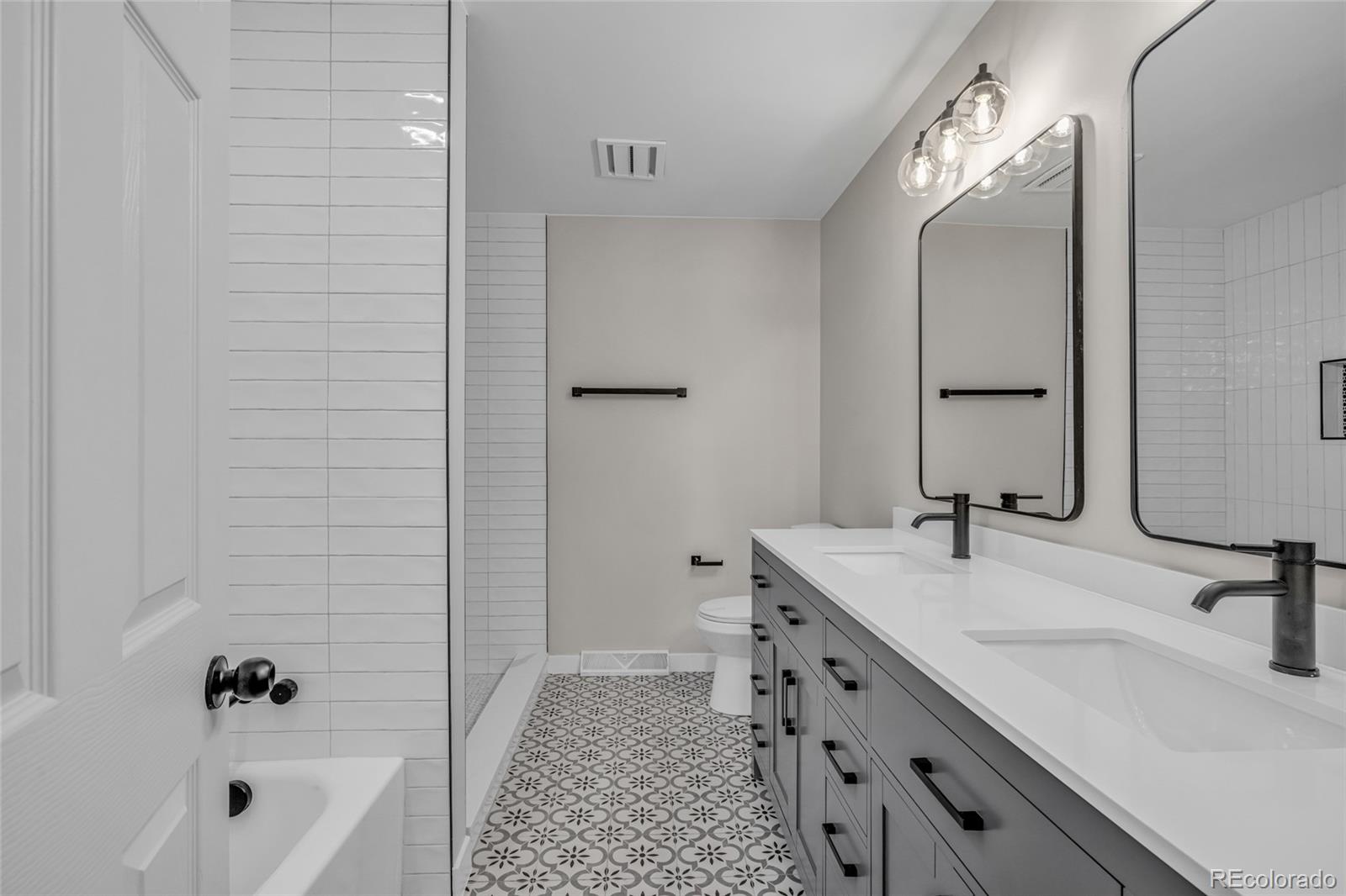 MLS Image #31 for 4189 s oneida street,denver, Colorado