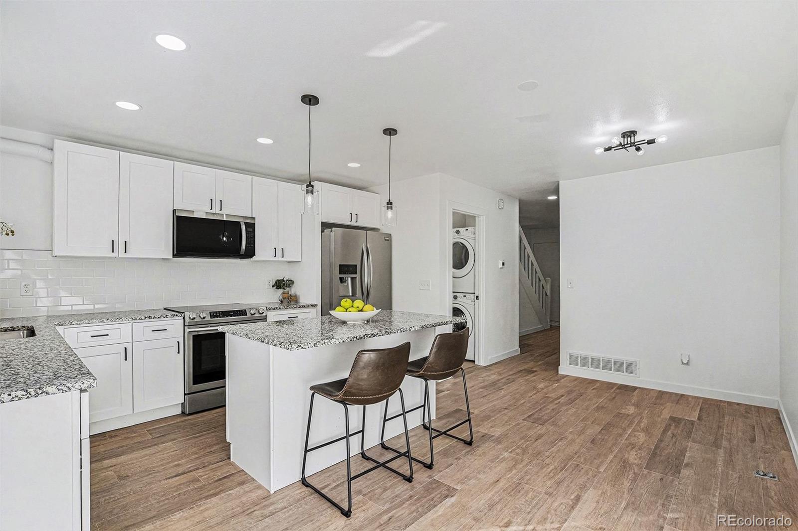 MLS Image #5 for 2111  coronado parkway,denver, Colorado