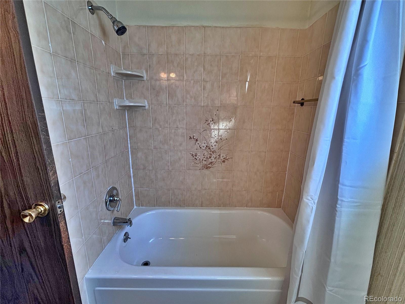 MLS Image #19 for 745  mobile street,aurora, Colorado