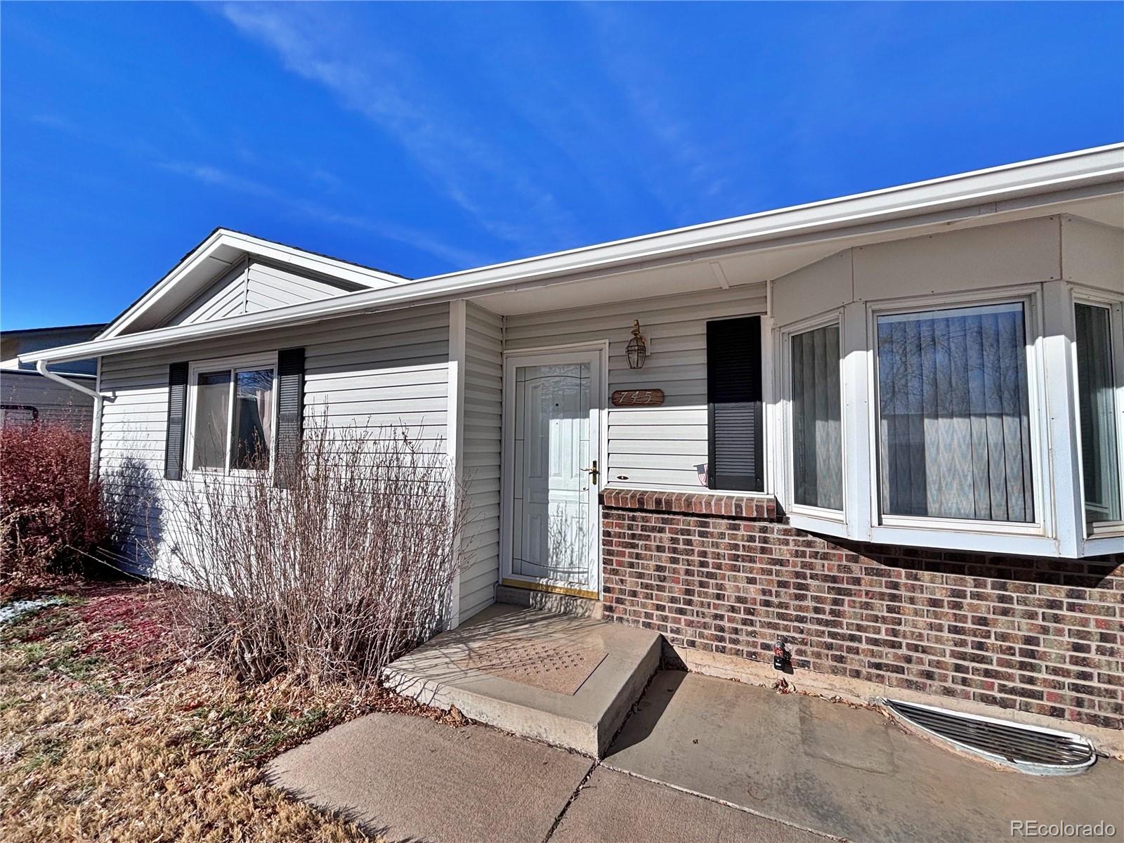 MLS Image #2 for 745  mobile street,aurora, Colorado