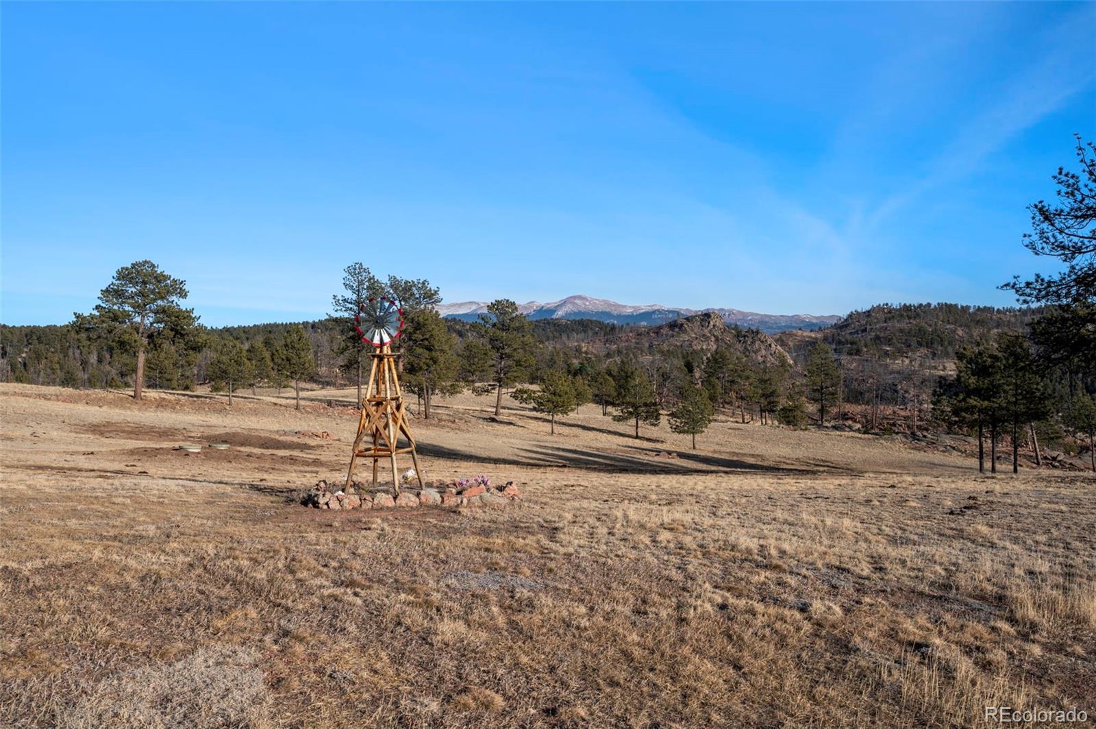 MLS Image #32 for 537  chapparal trail,florissant, Colorado