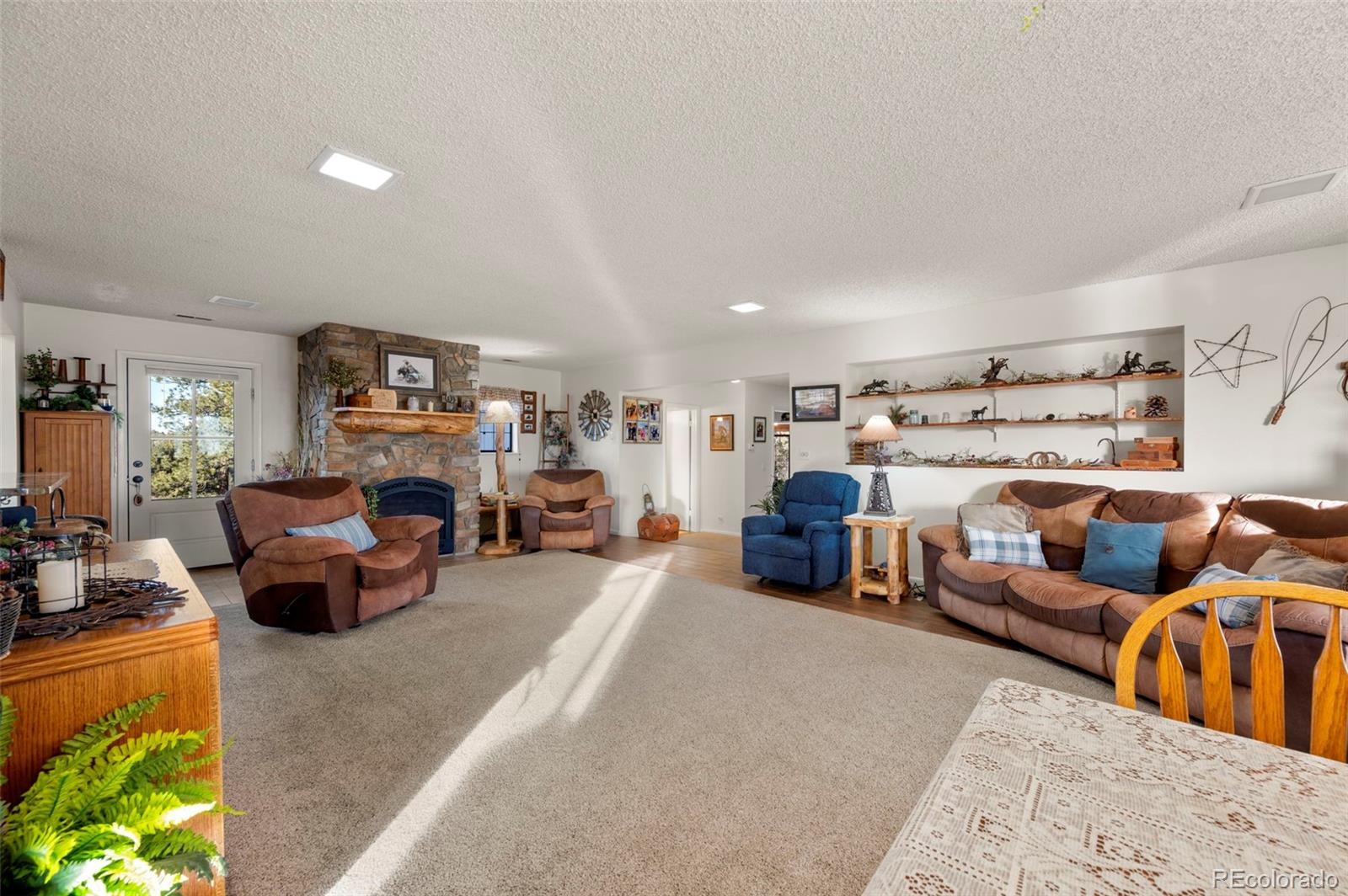 MLS Image #7 for 537  chapparal trail,florissant, Colorado