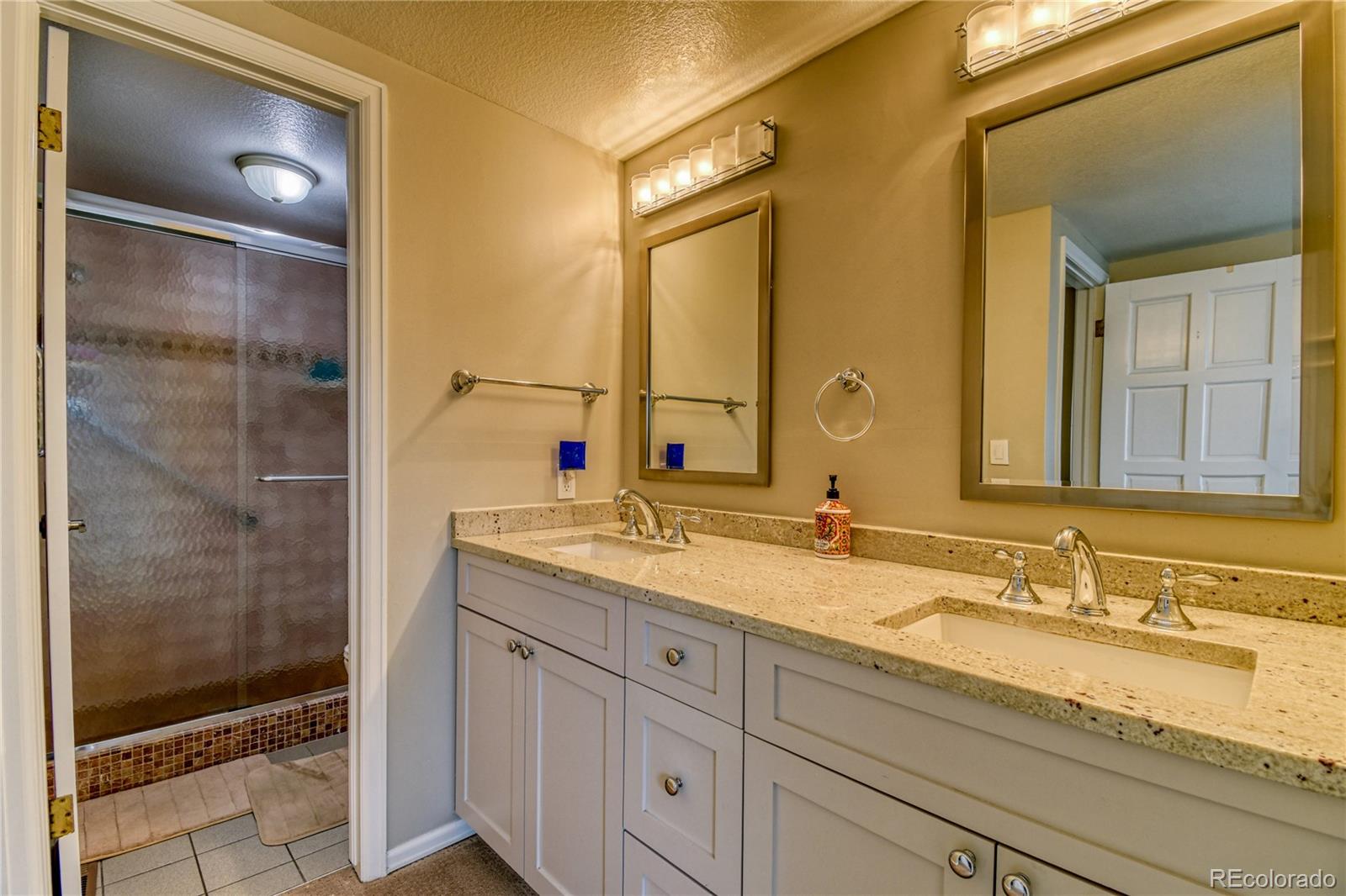 MLS Image #33 for 4151 s yukon way,lakewood, Colorado