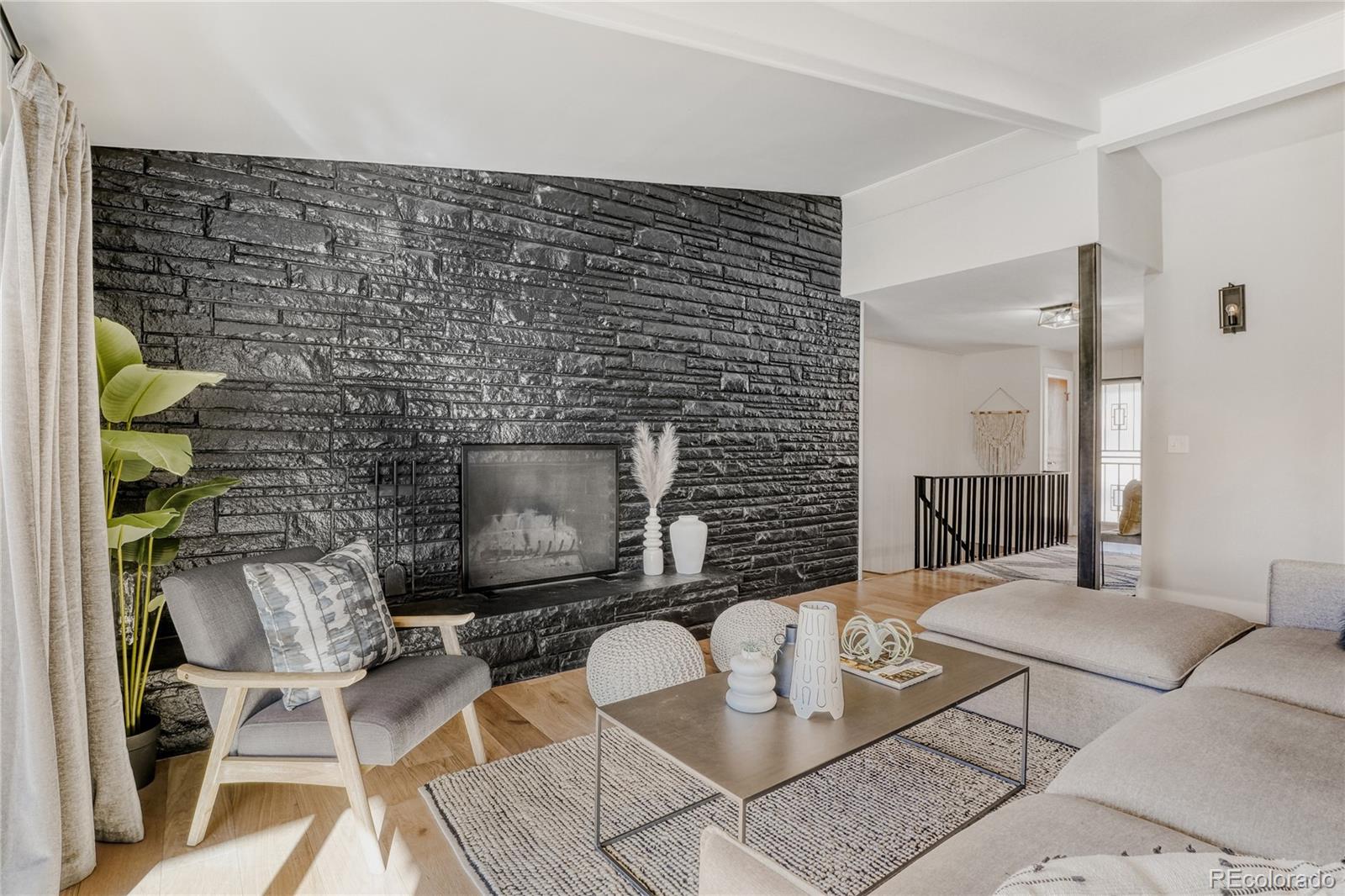 MLS Image #4 for 2451 s ivanhoe place,denver, Colorado