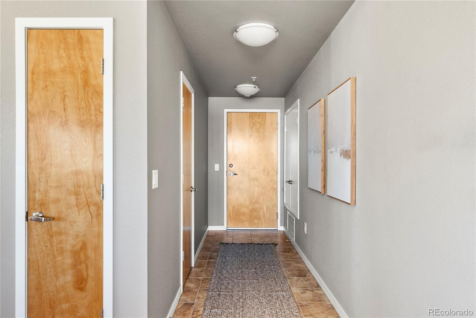 MLS Image #20 for 1555  central street 301,denver, Colorado