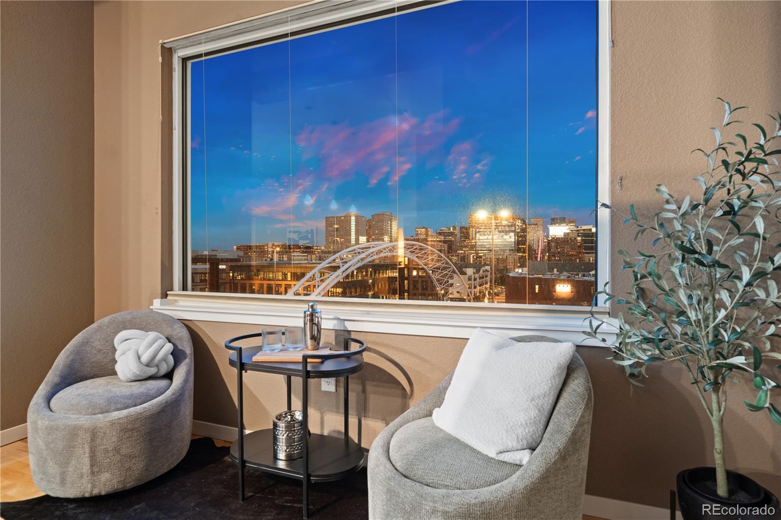 MLS Image #3 for 1555  central street 301,denver, Colorado