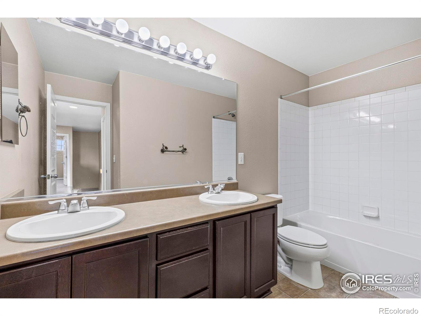 MLS Image #16 for 8528  raspberry drive,frederick, Colorado
