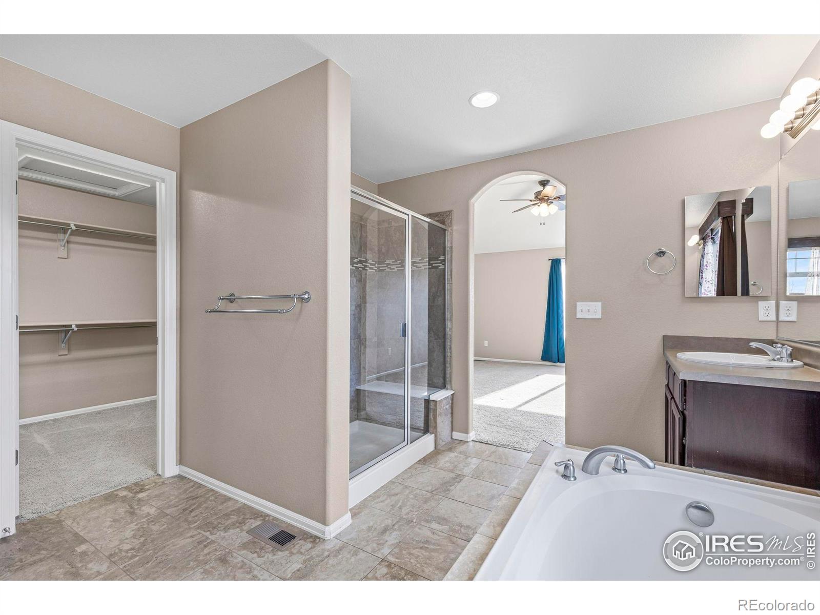 MLS Image #20 for 8528  raspberry drive,frederick, Colorado