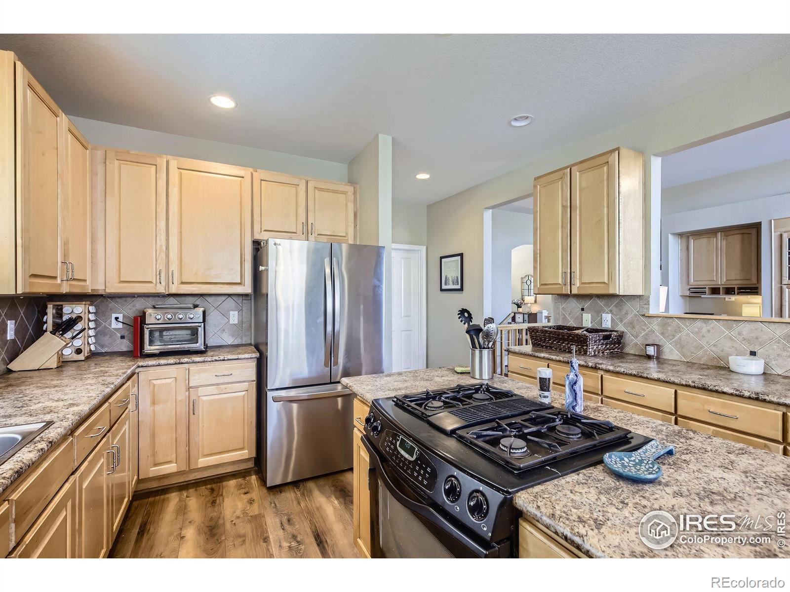MLS Image #5 for 104  noland court,lyons, Colorado
