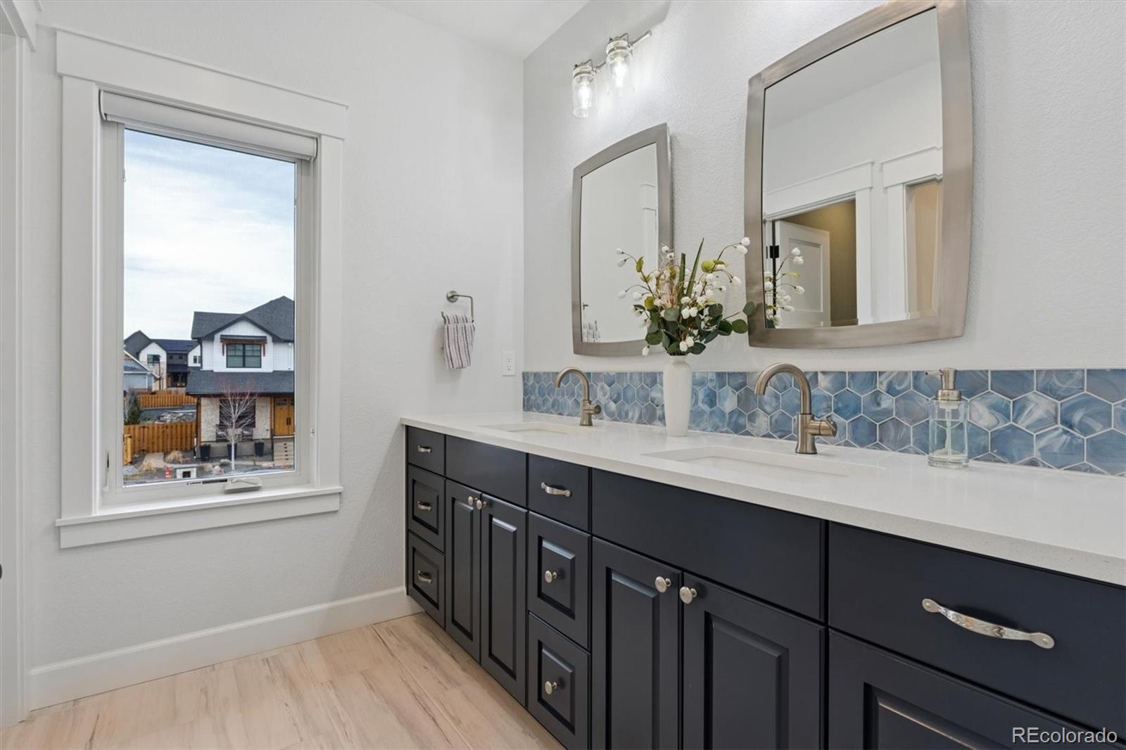 MLS Image #22 for 822  trail ridge drive,louisville, Colorado