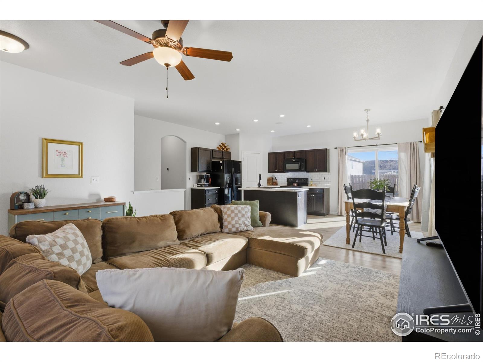 MLS Image #6 for 882 s carriage drive,milliken, Colorado